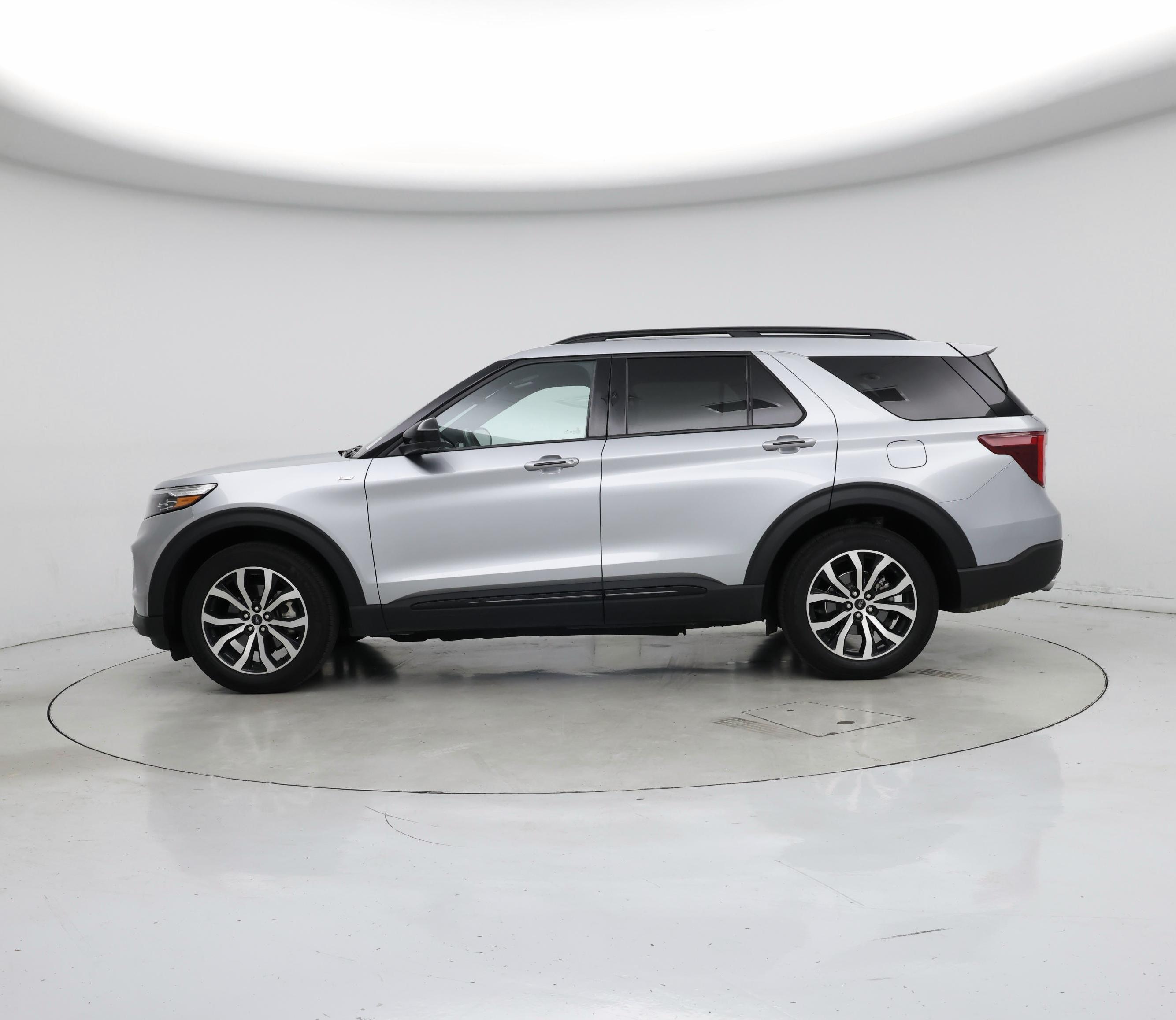 Thumbnail: 2023 Ford Explorer - 3