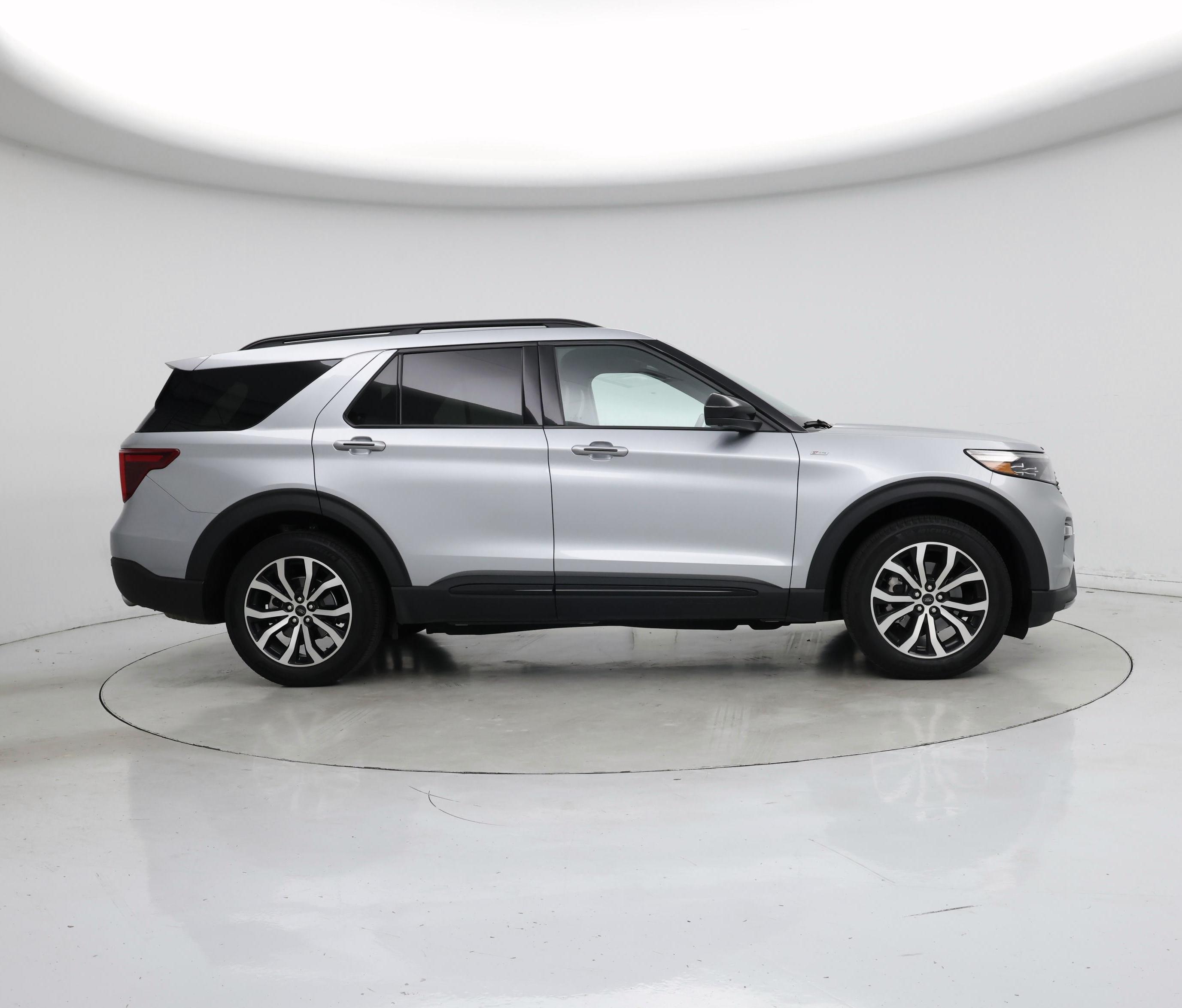 Thumbnail: 2023 Ford Explorer - 7