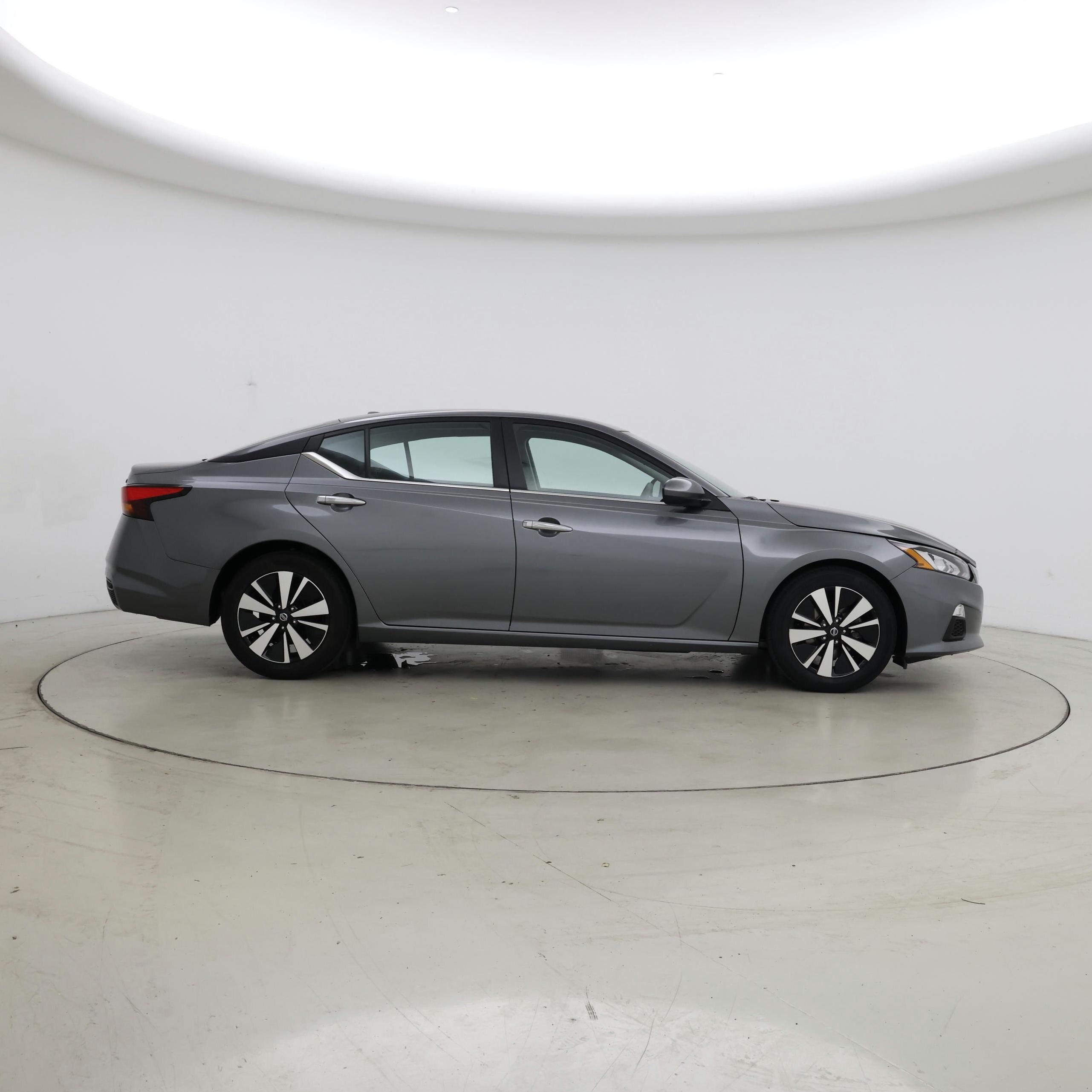 Thumbnail: 2022 Nissan Altima - 7