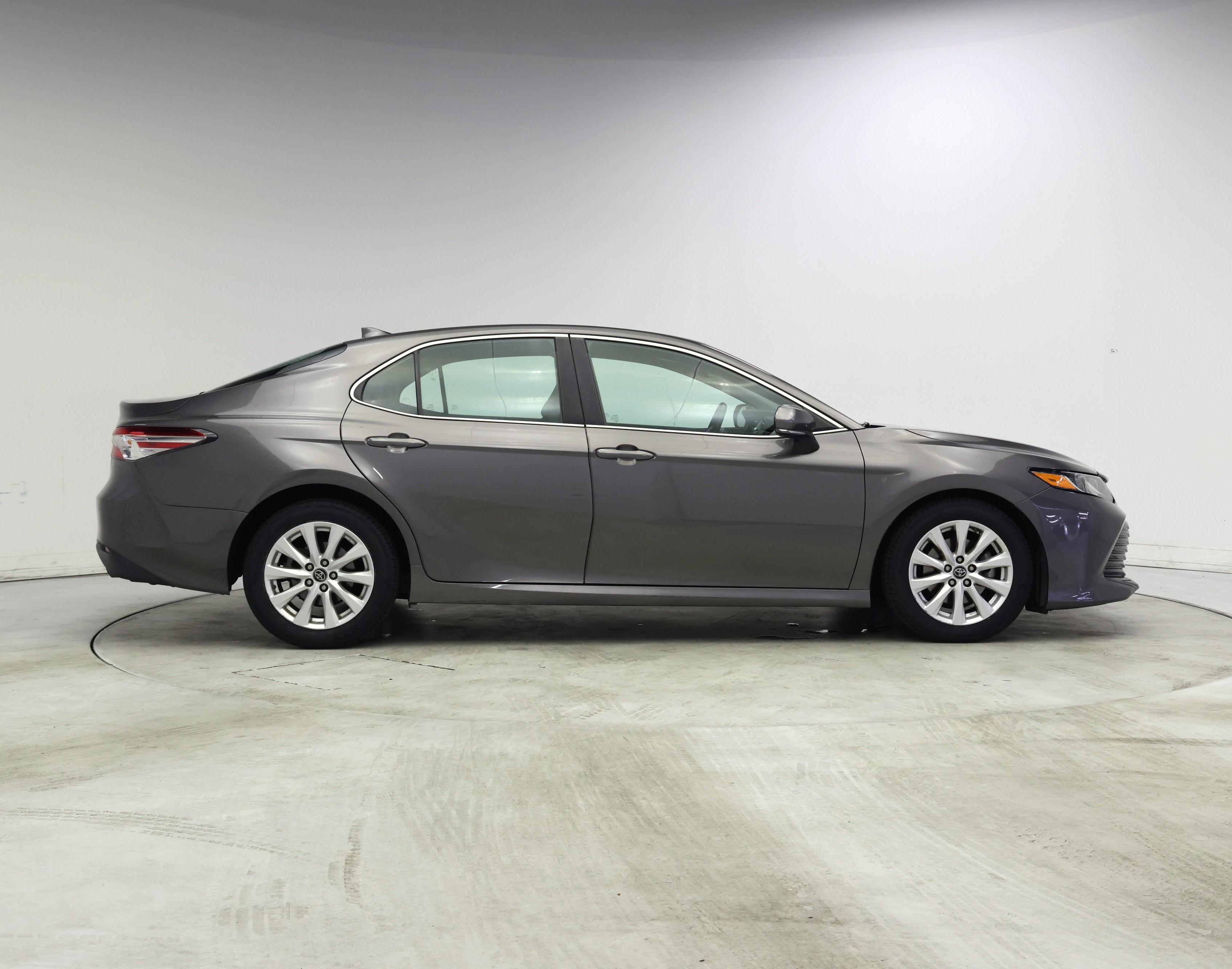 Thumbnail: 2019 Toyota Camry - 7