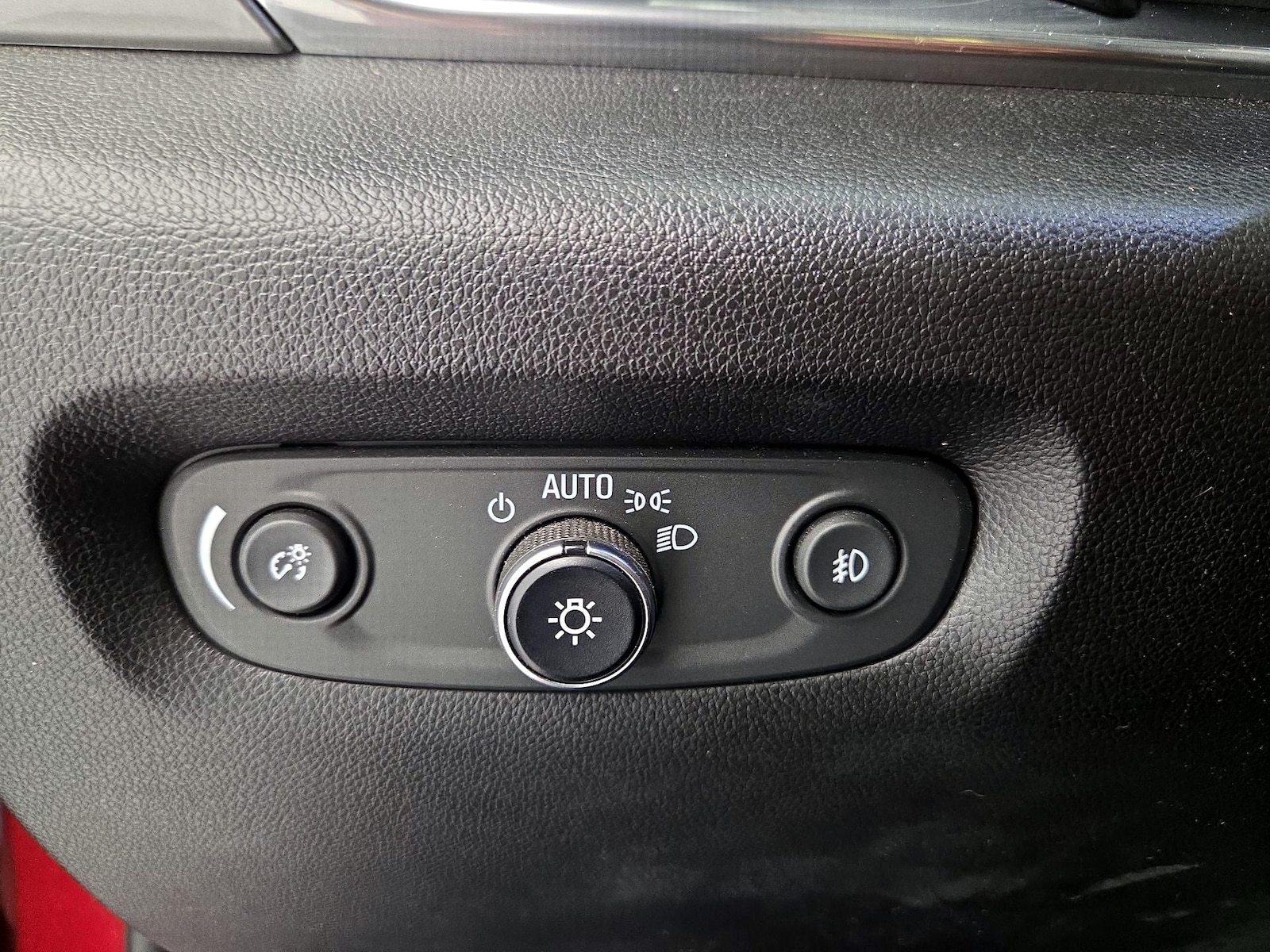 2019 Chevrolet Traverse 1LT - Photo 14