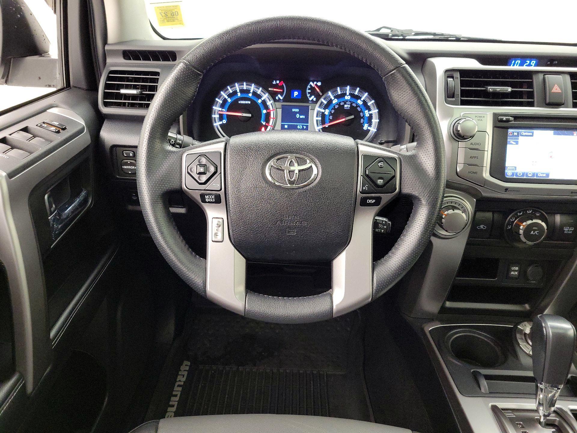 Thumbnail: 2019 Toyota 4Runner - 10