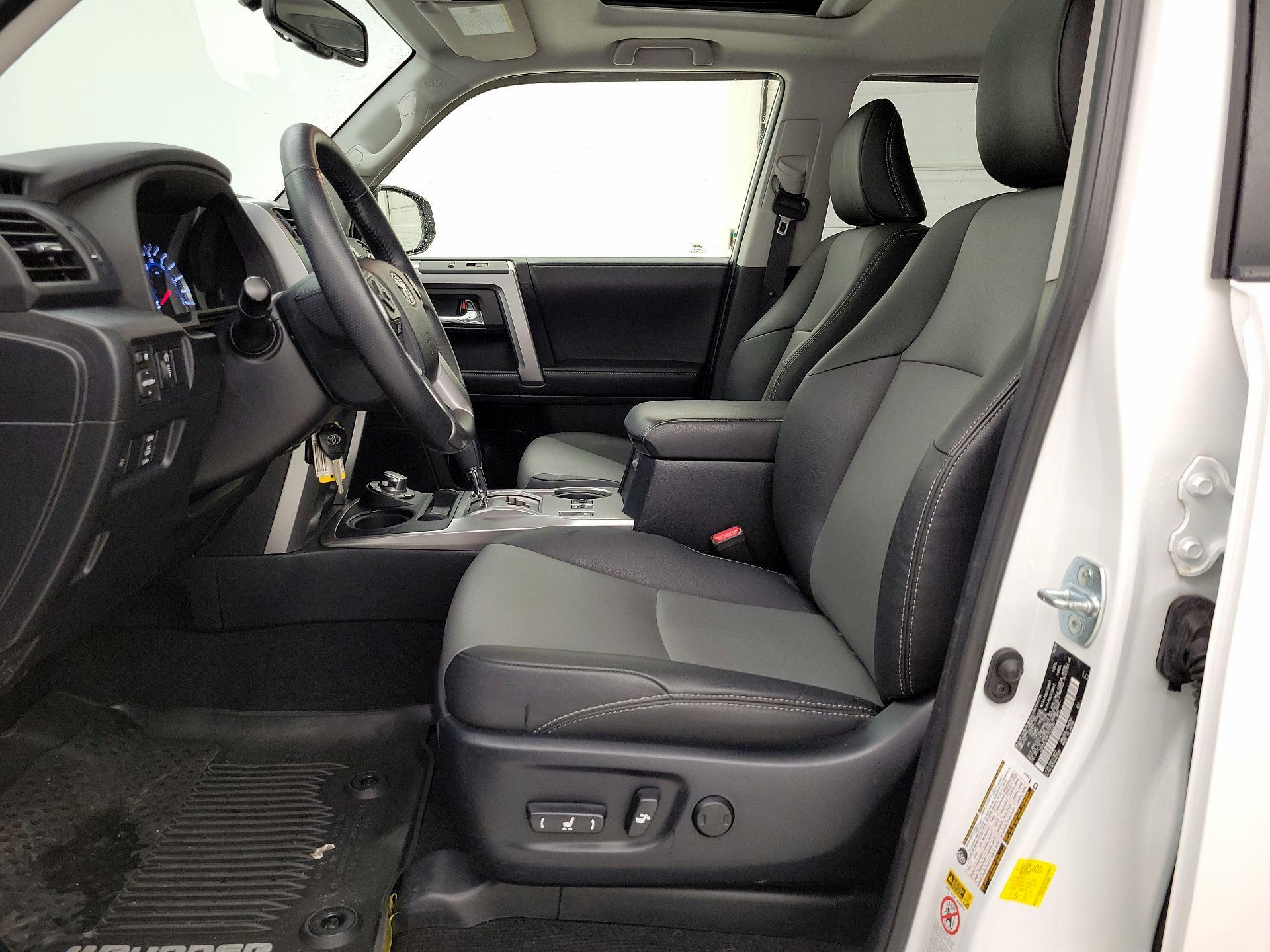 Thumbnail: 2019 Toyota 4Runner - 11