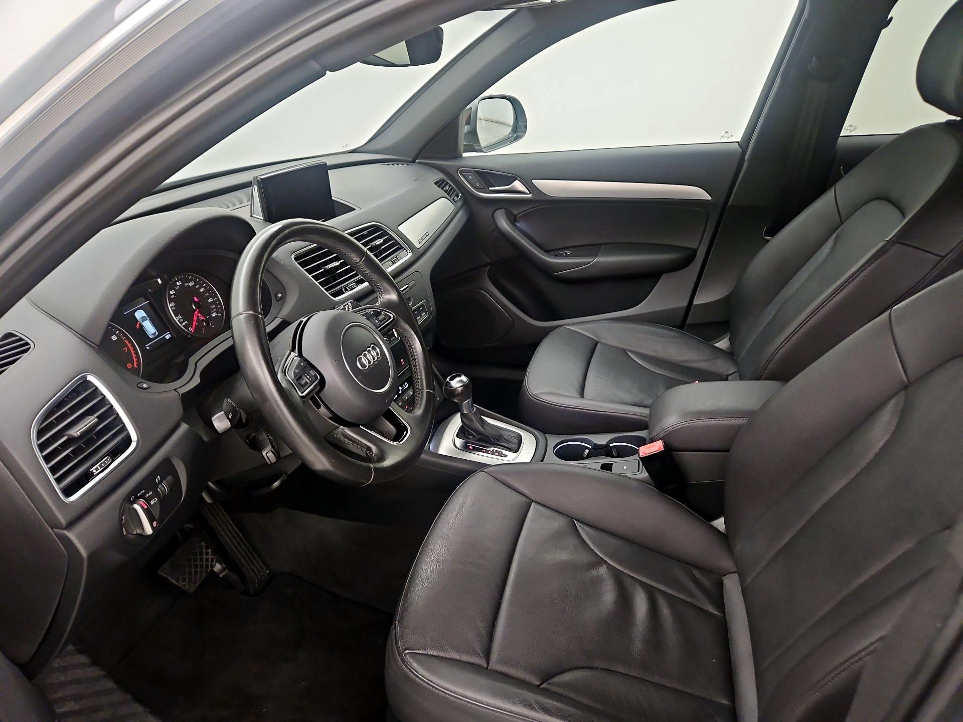 Thumbnail: 2016 Audi Q3 - 11