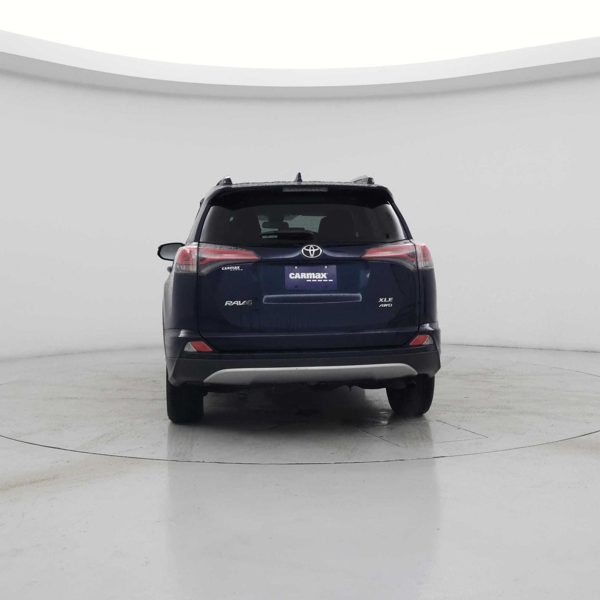 Thumbnail: 2018 Toyota RAV4 - 6