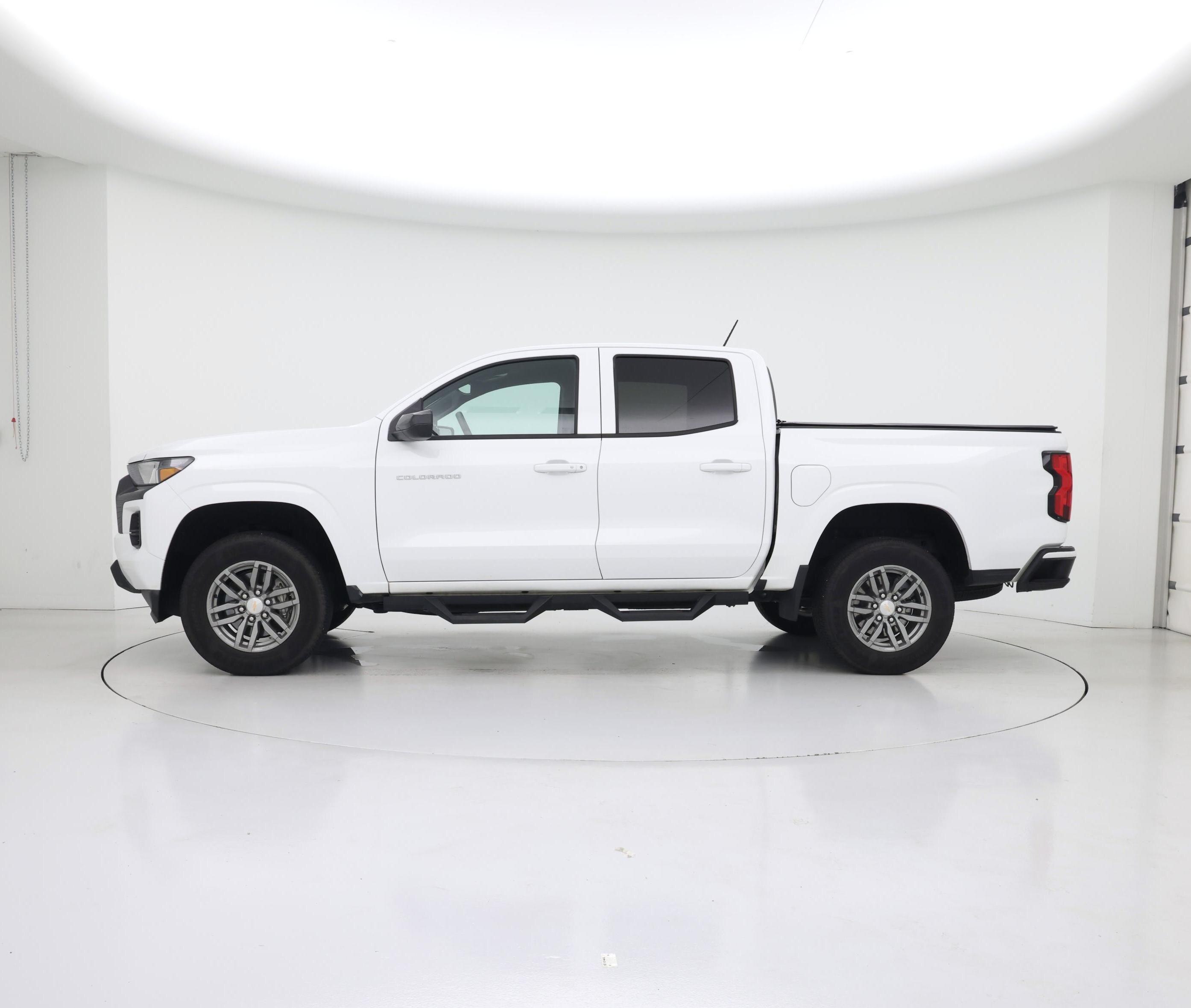 Thumbnail: 2025 Chevrolet Colorado - 3