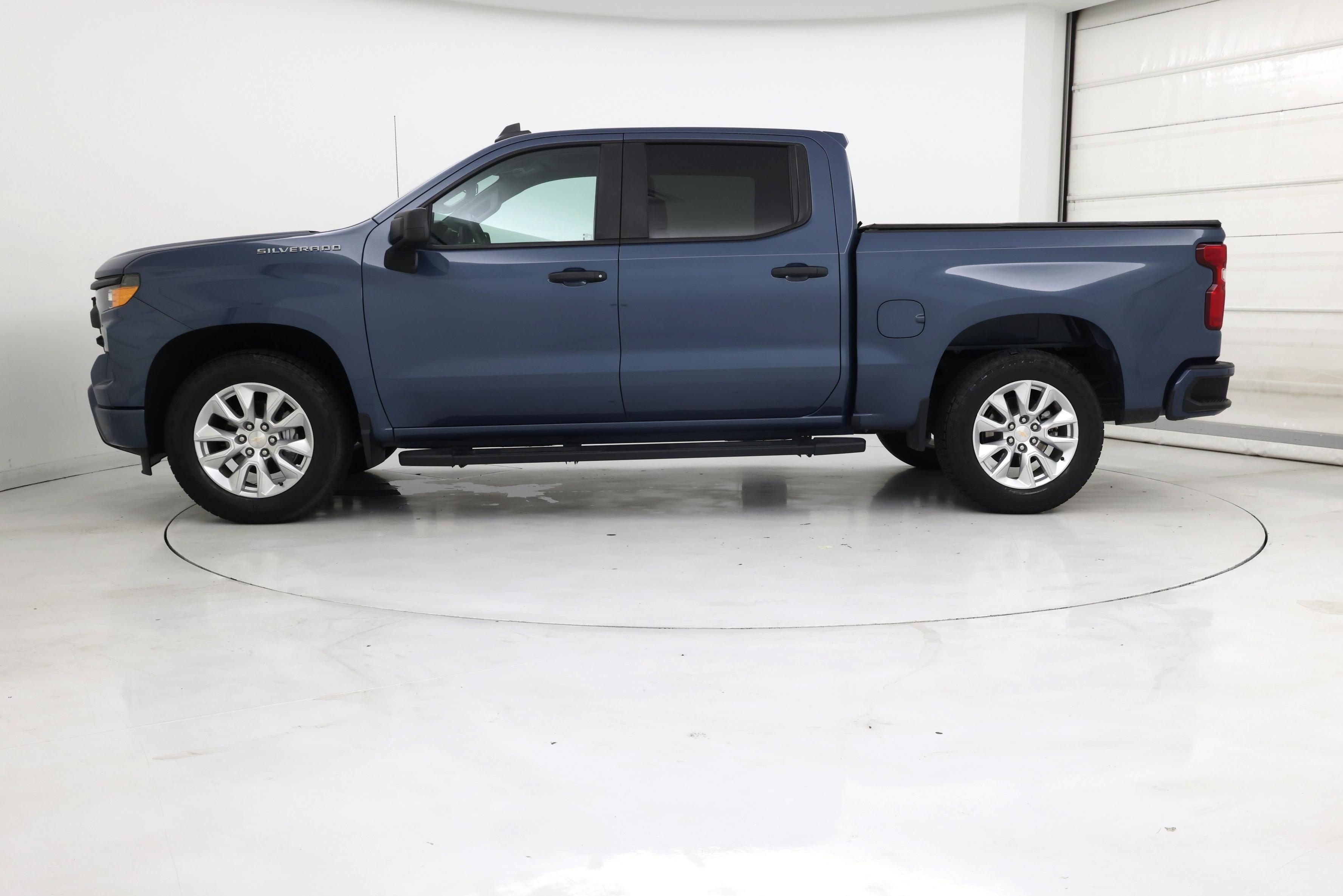 Thumbnail: 2024 Chevrolet Silverado 1500 - 3