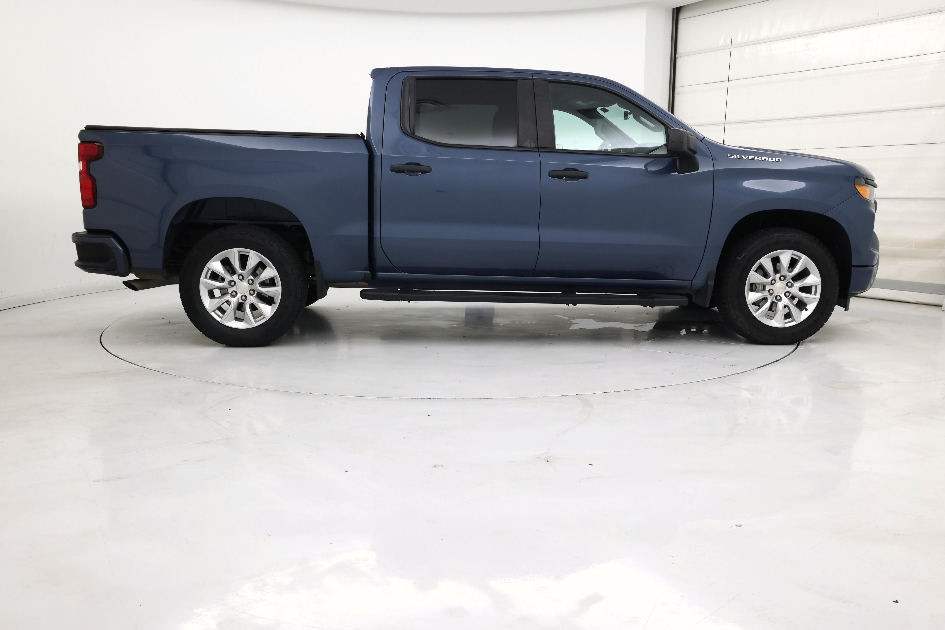 Thumbnail: 2024 Chevrolet Silverado 1500 - 7