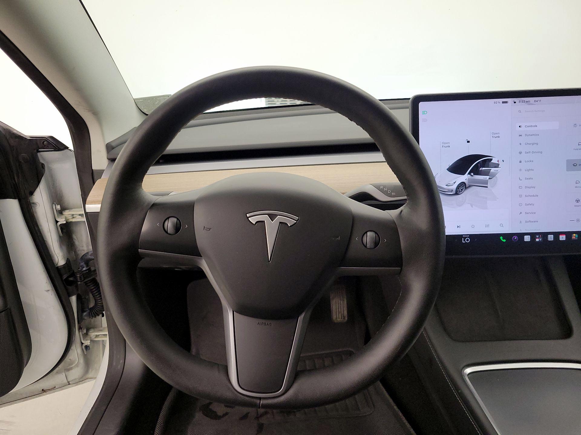 Thumbnail: 2023 Tesla Model 3 - 10