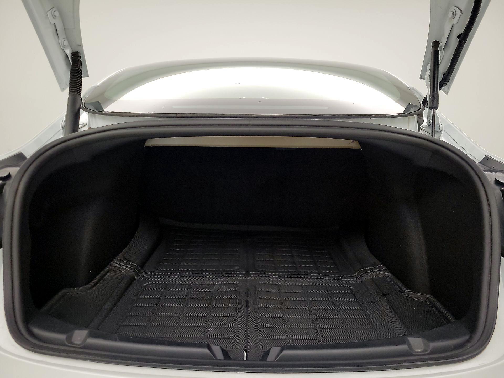 Thumbnail: 2023 Tesla Model 3 - 20