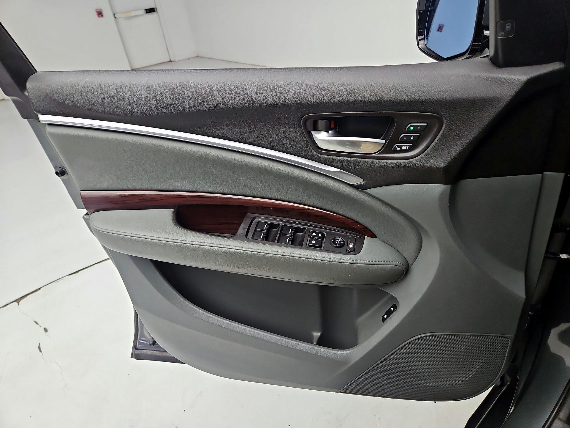 Thumbnail: 2015 Acura MDX - 12