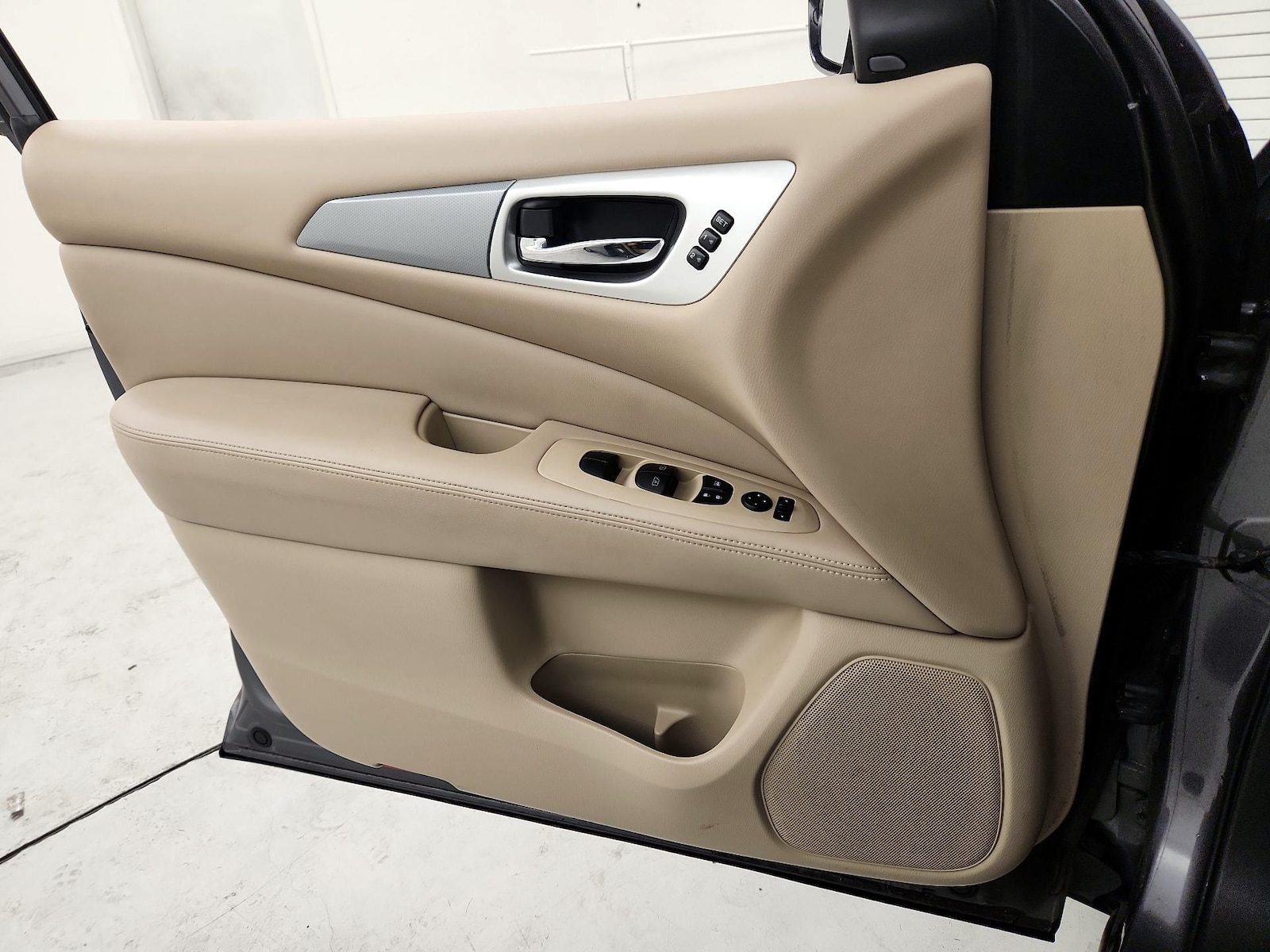 2017 Nissan Pathfinder SL - Photo 13