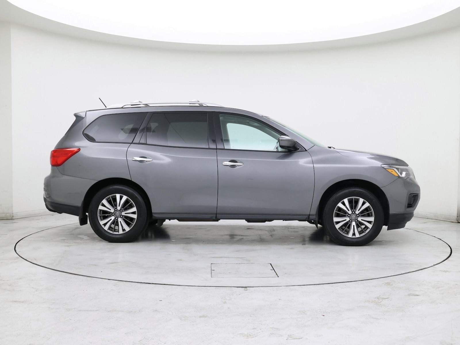 2017 Nissan Pathfinder SL - Photo 8