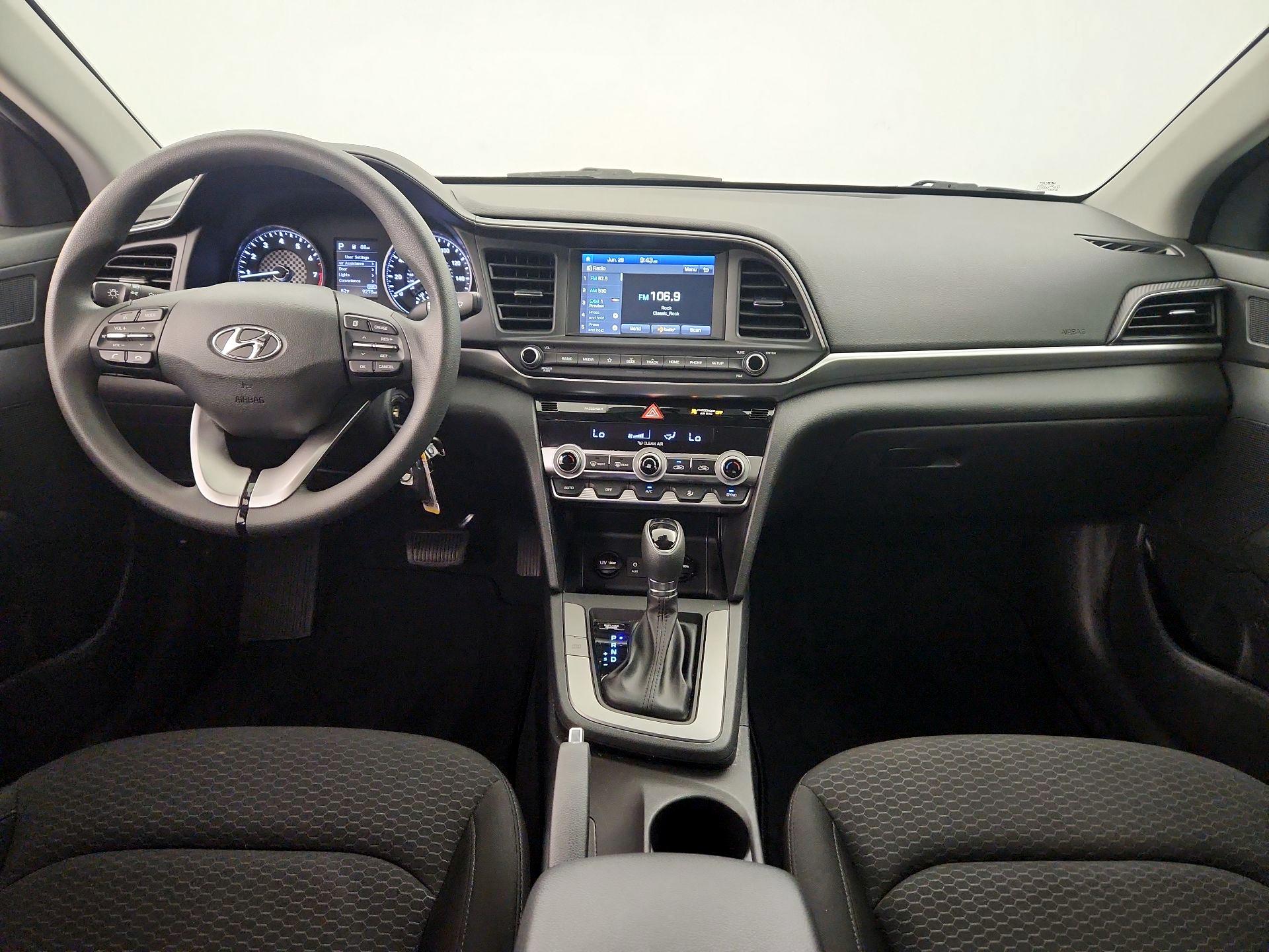 Thumbnail: 2020 Hyundai Elantra - 9
