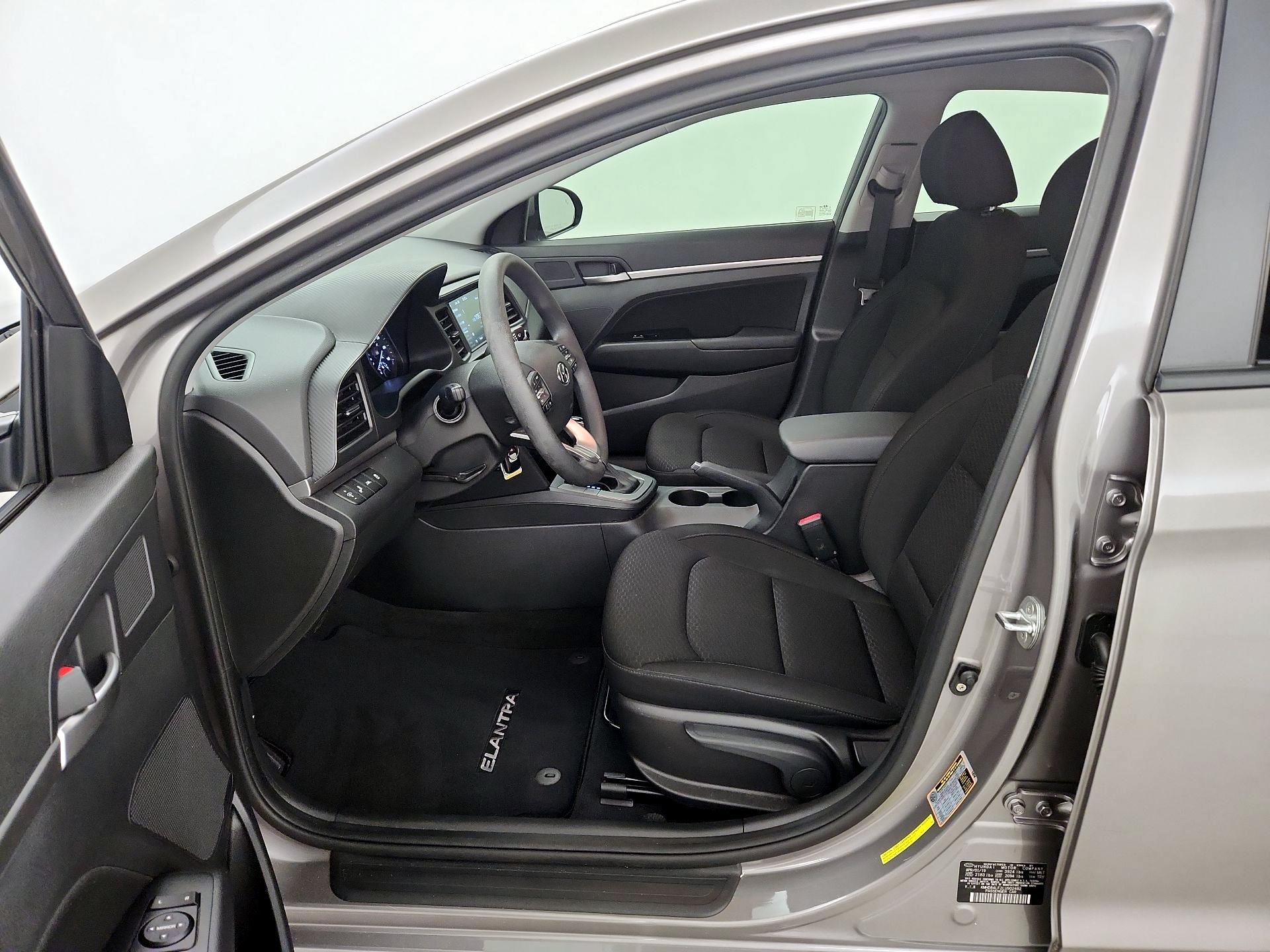 Thumbnail: 2020 Hyundai Elantra - 11