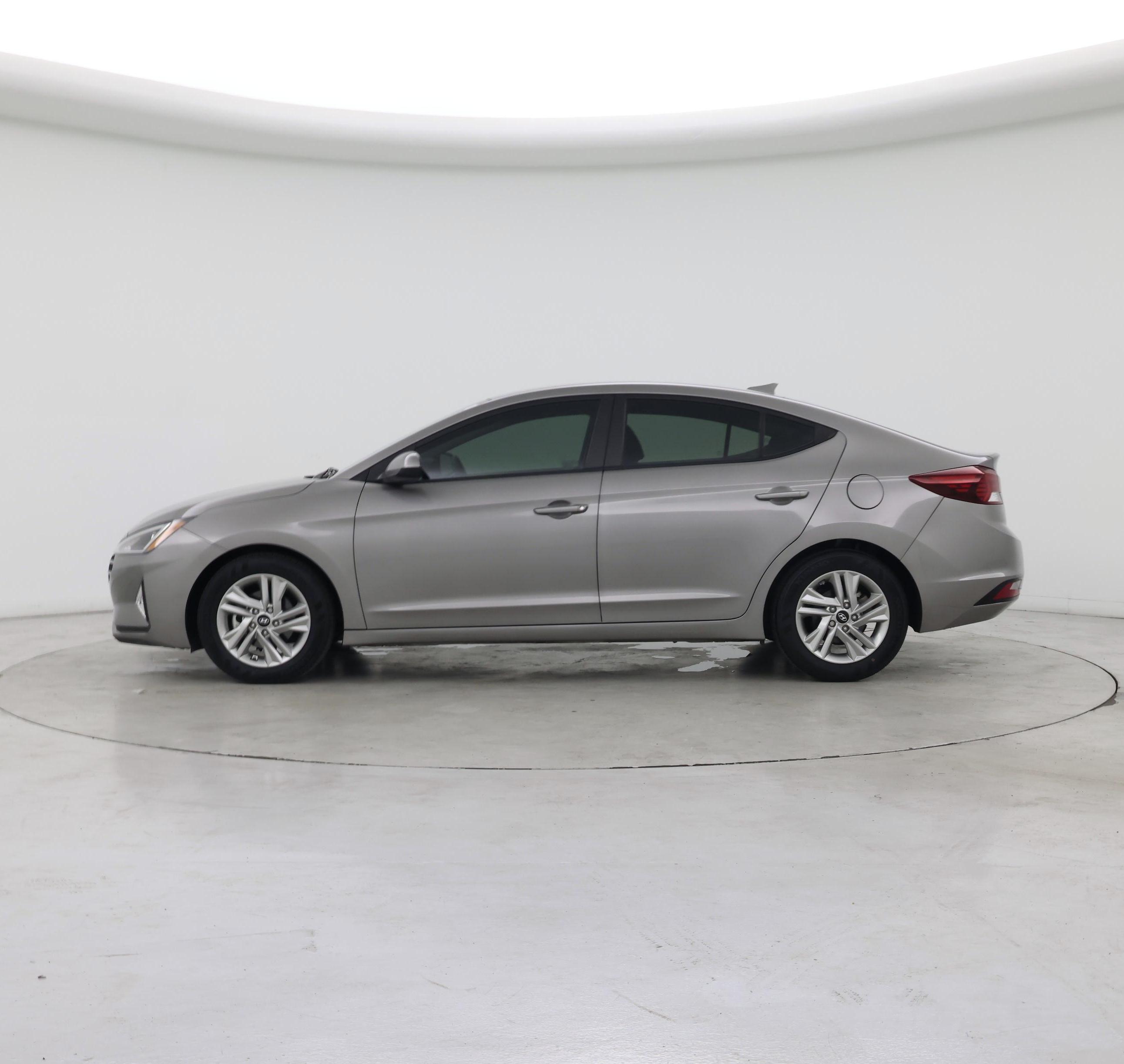 Thumbnail: 2020 Hyundai Elantra - 3