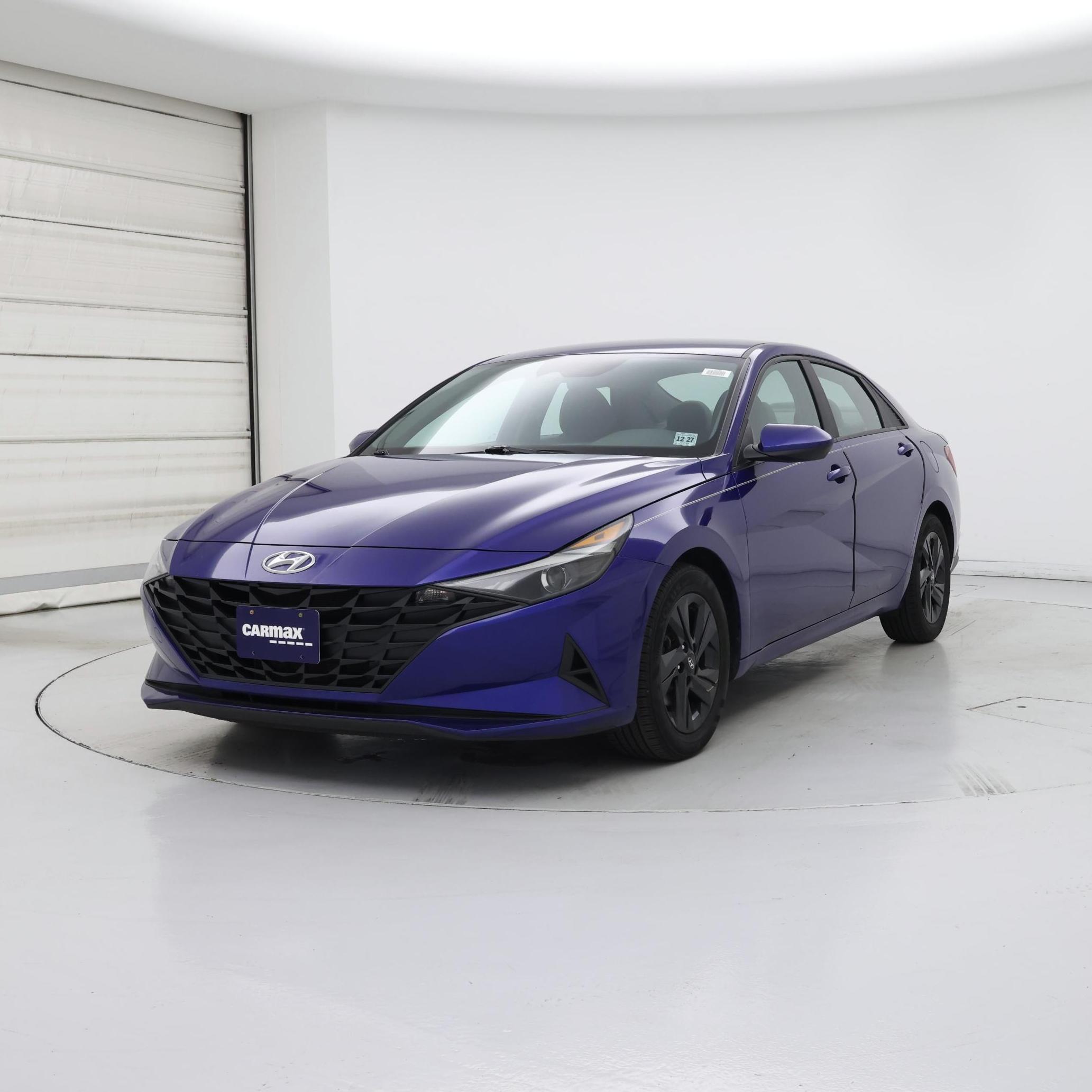 Thumbnail: 2023 Hyundai Elantra - 4