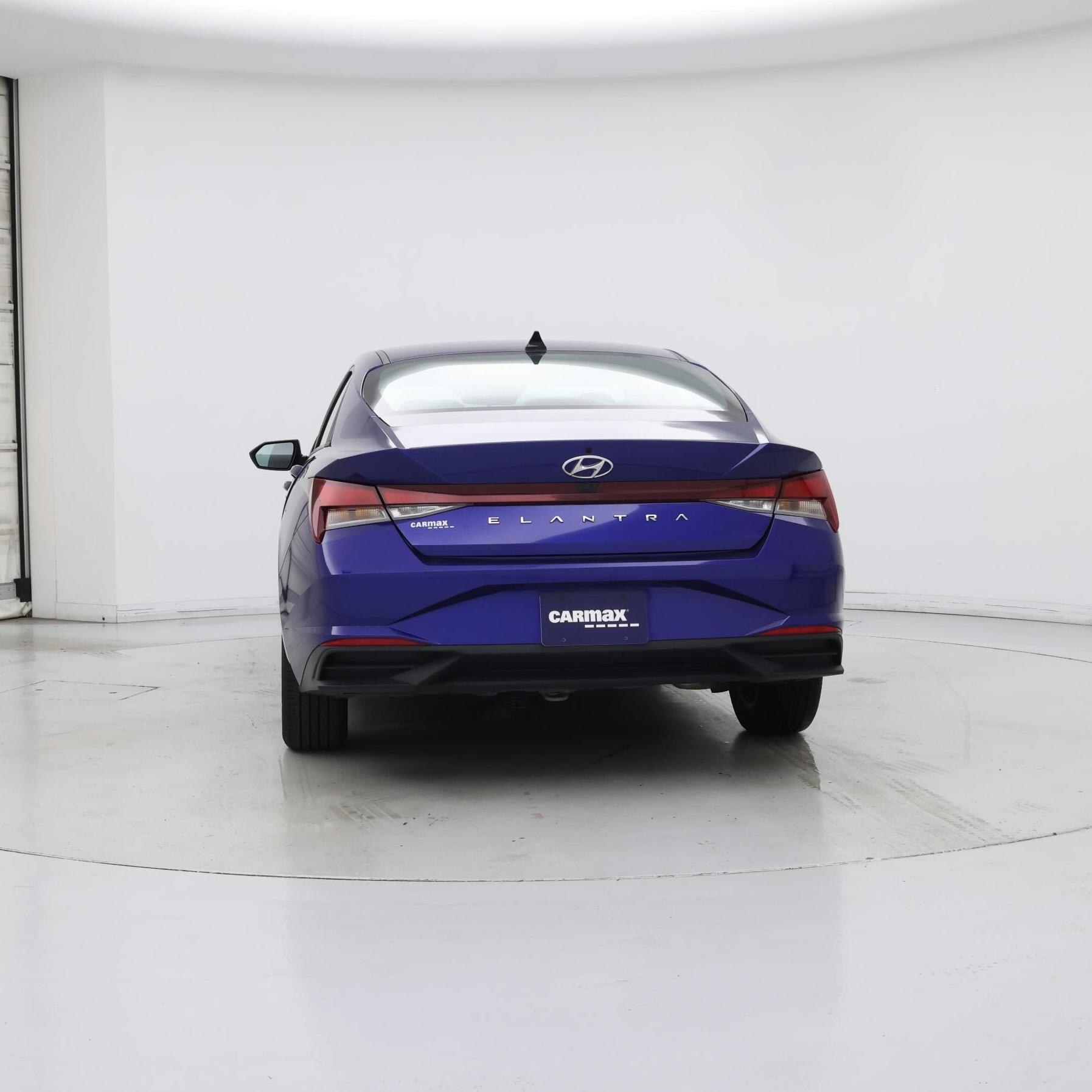 Thumbnail: 2023 Hyundai Elantra - 6