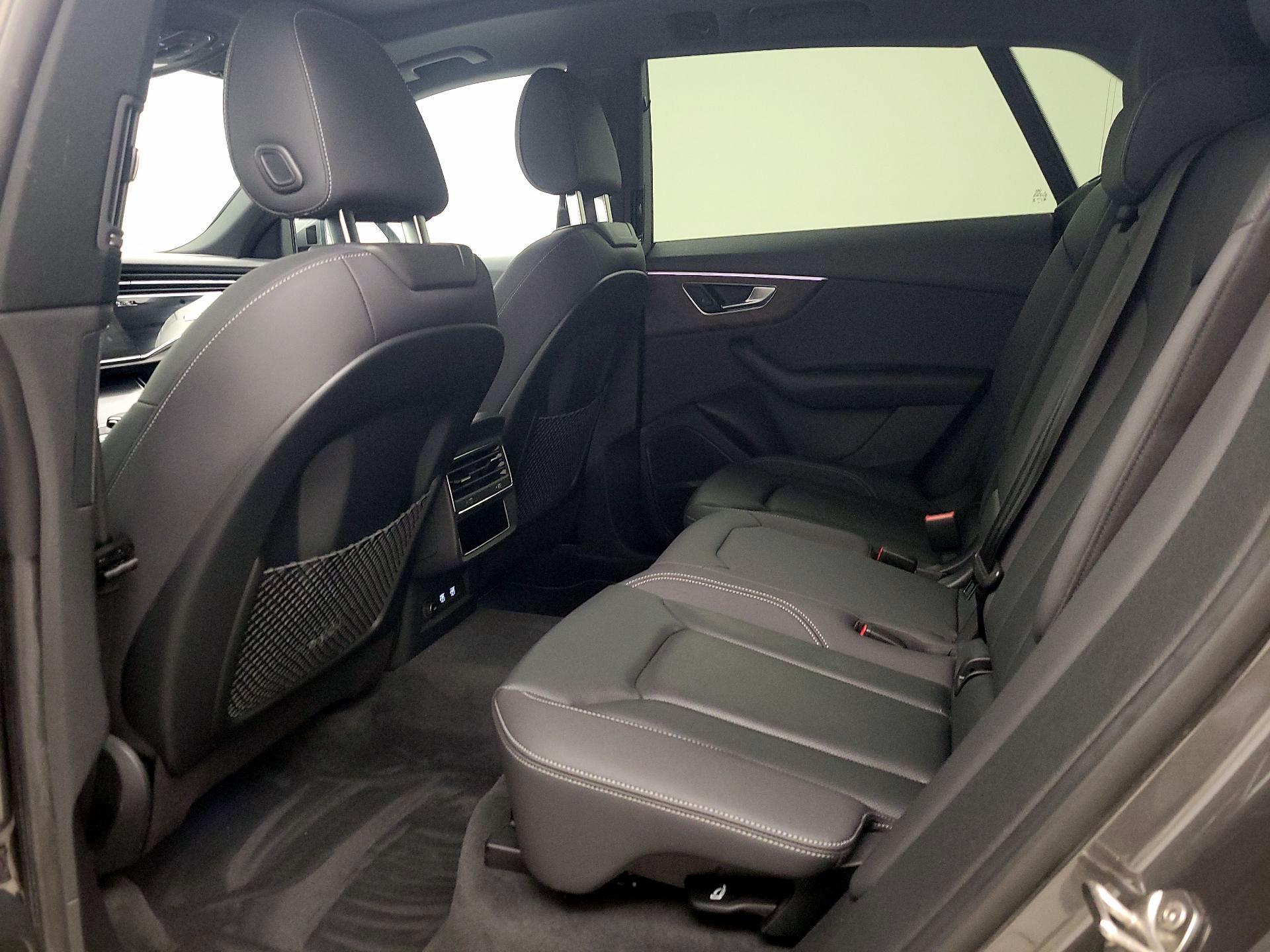 Thumbnail: 2019 Audi Q8 - 20