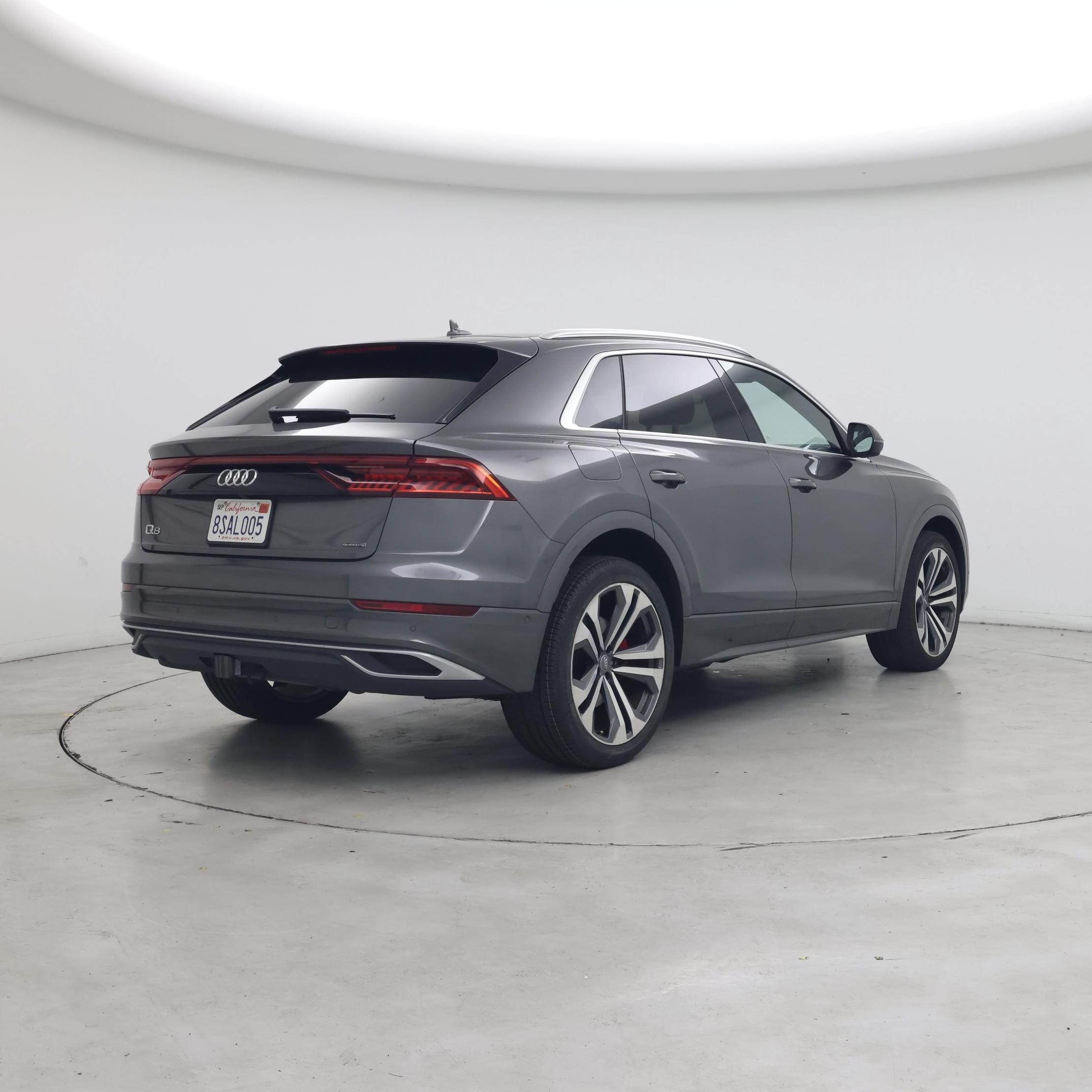 Thumbnail: 2019 Audi Q8 - 8