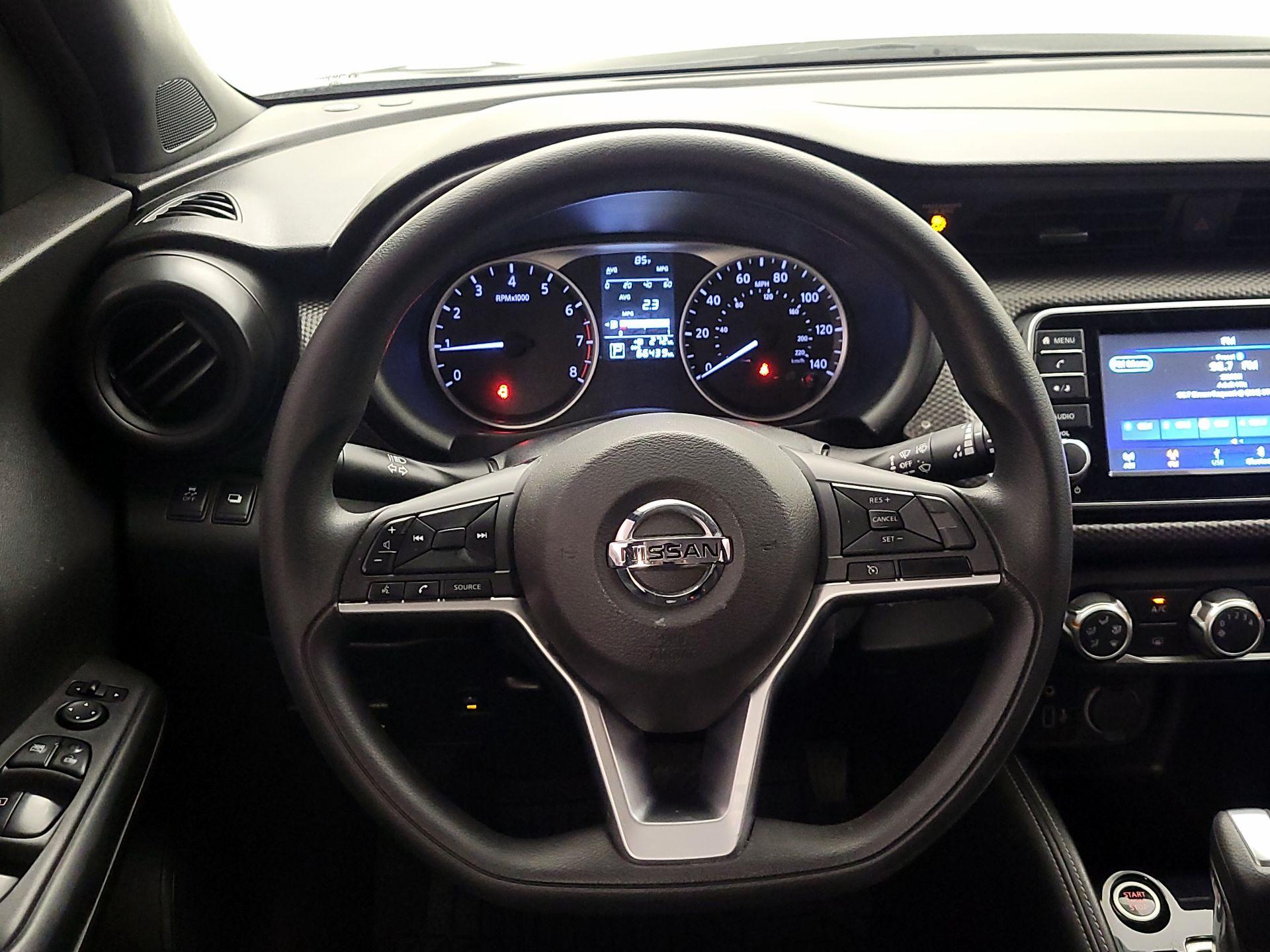 Thumbnail: 2018 Nissan Kicks - 10