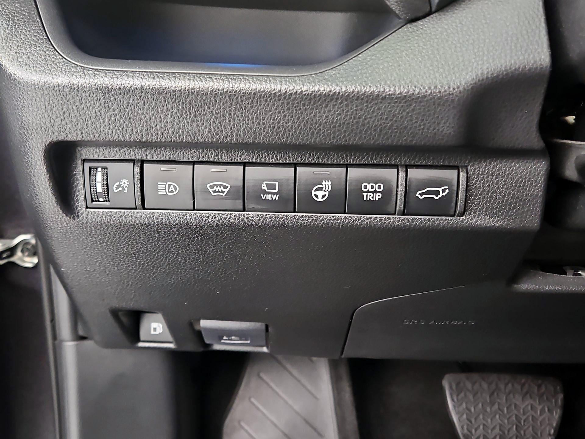 Thumbnail: 2023 Toyota RAV4 - 13