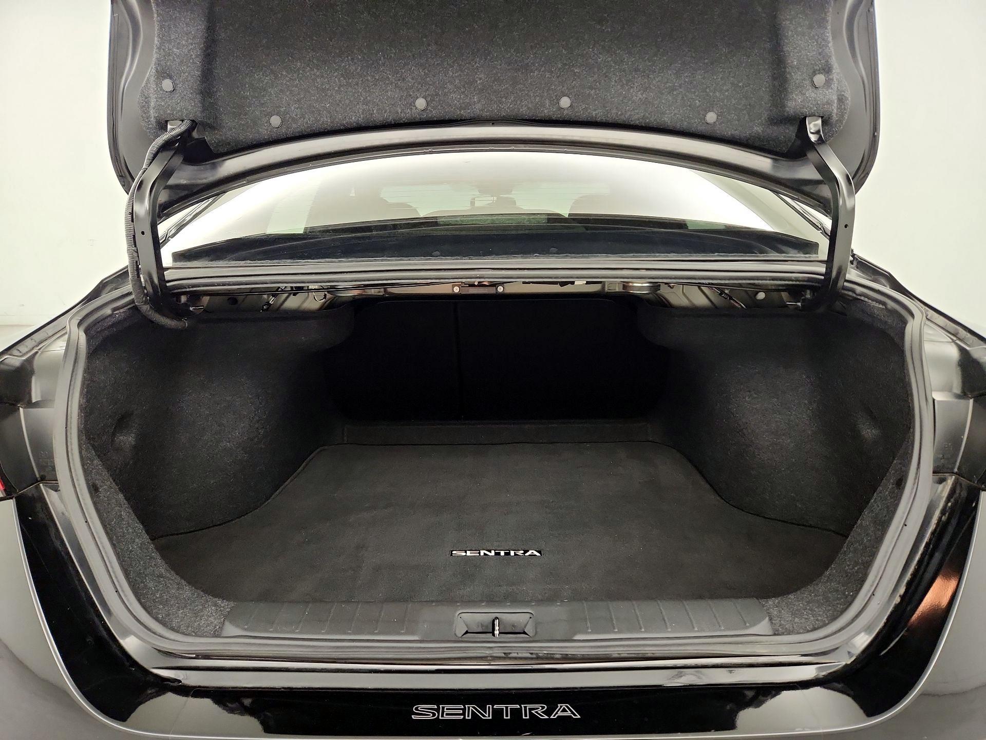 Thumbnail: 2021 Nissan Sentra - 20