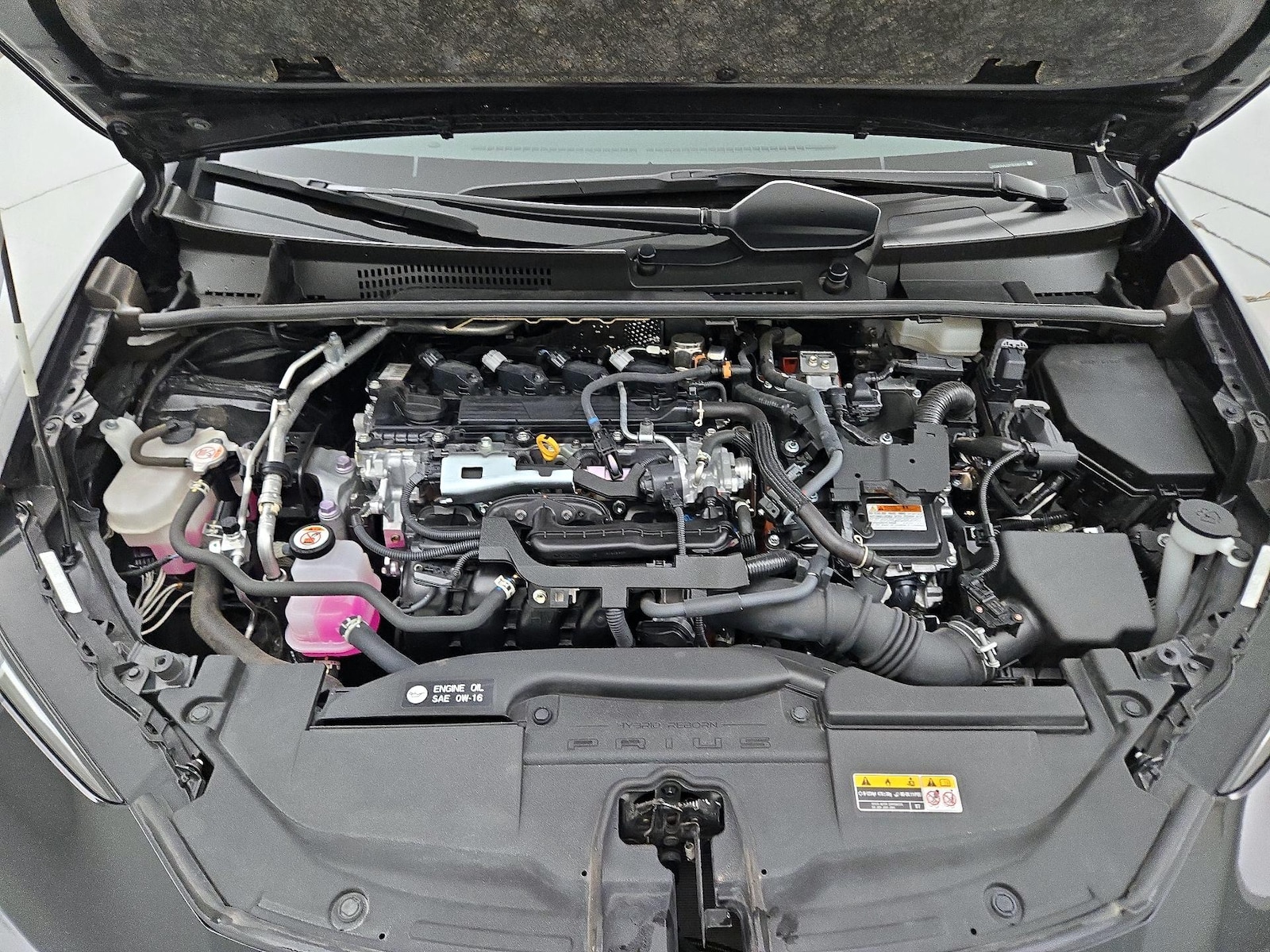 2023 Toyota Prius XLE - Photo 22