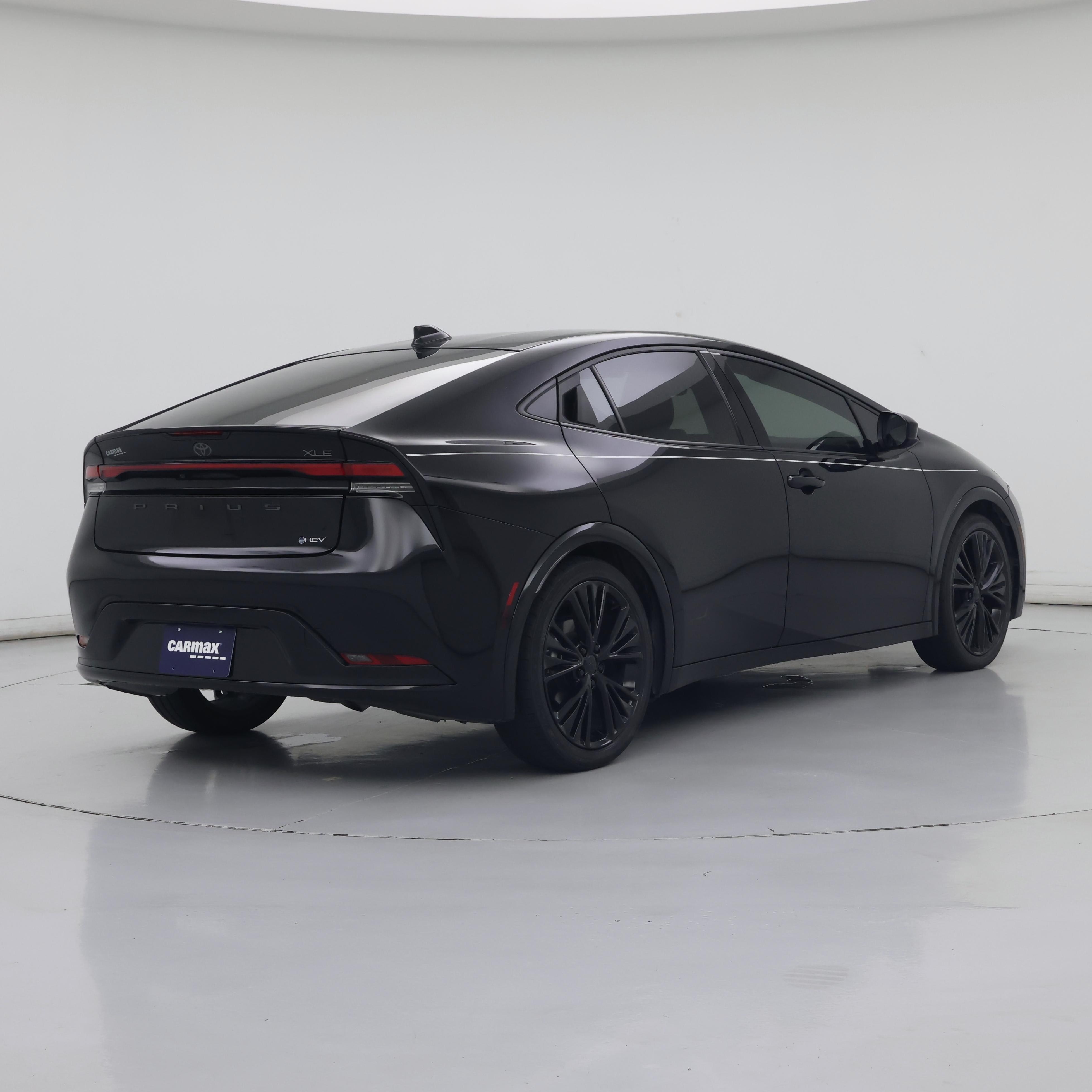 Thumbnail: 2023 Toyota Prius - 8