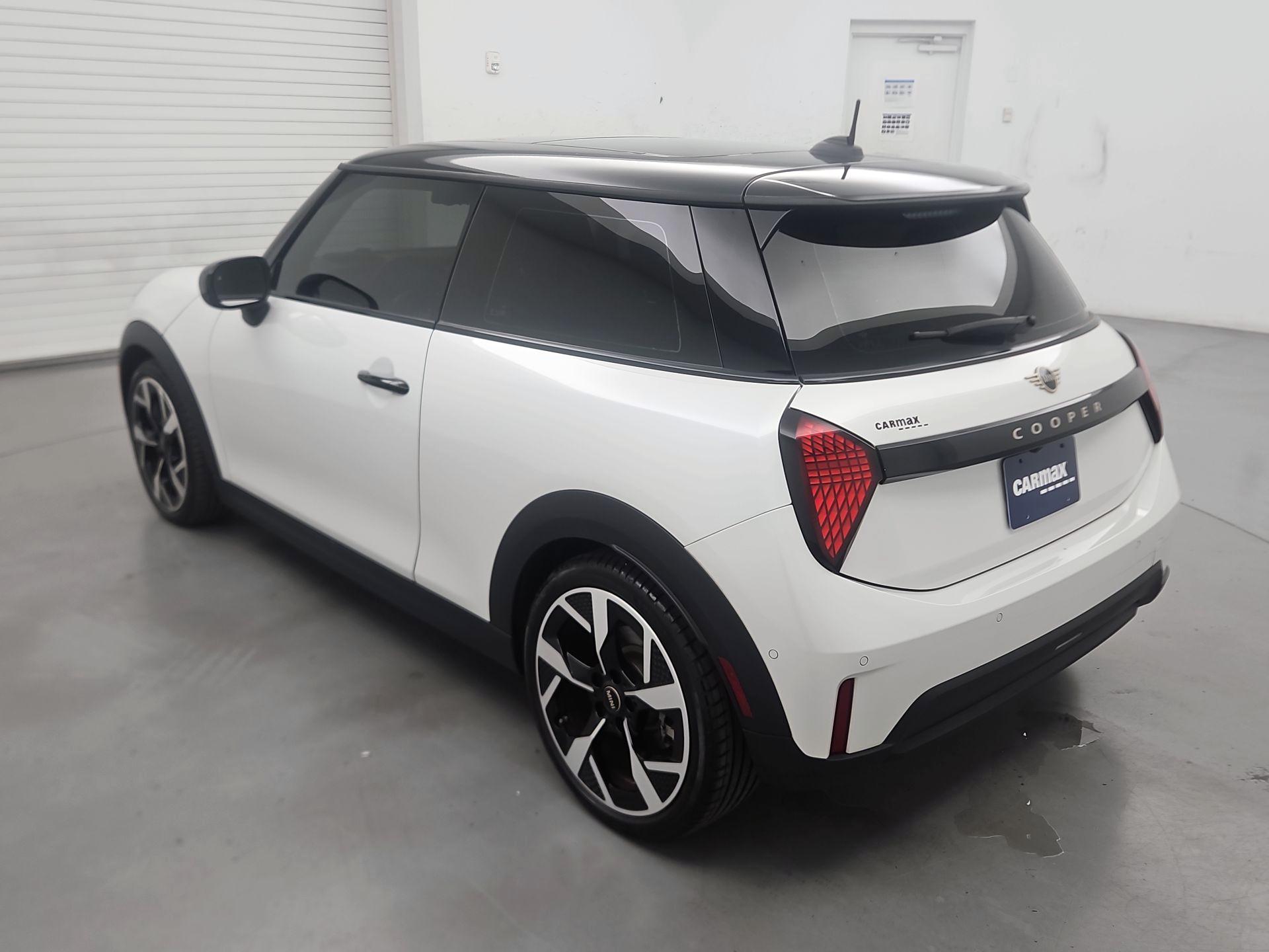 Thumbnail: 2025 MINI Cooper Hardtop - 7