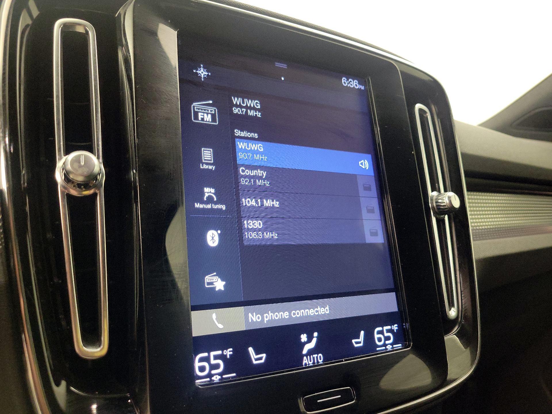 Thumbnail: 2020 Volvo XC40 - 16