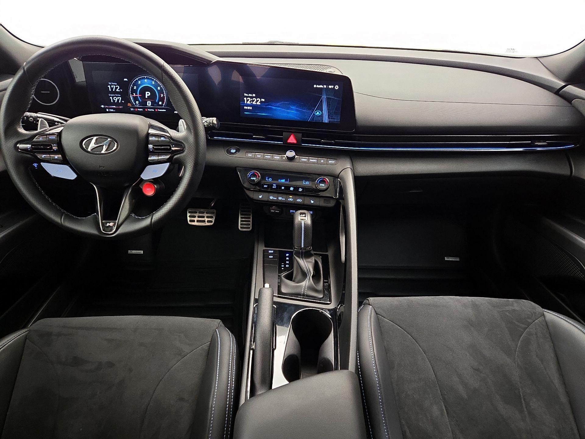 Thumbnail: 2023 Hyundai Elantra - 9