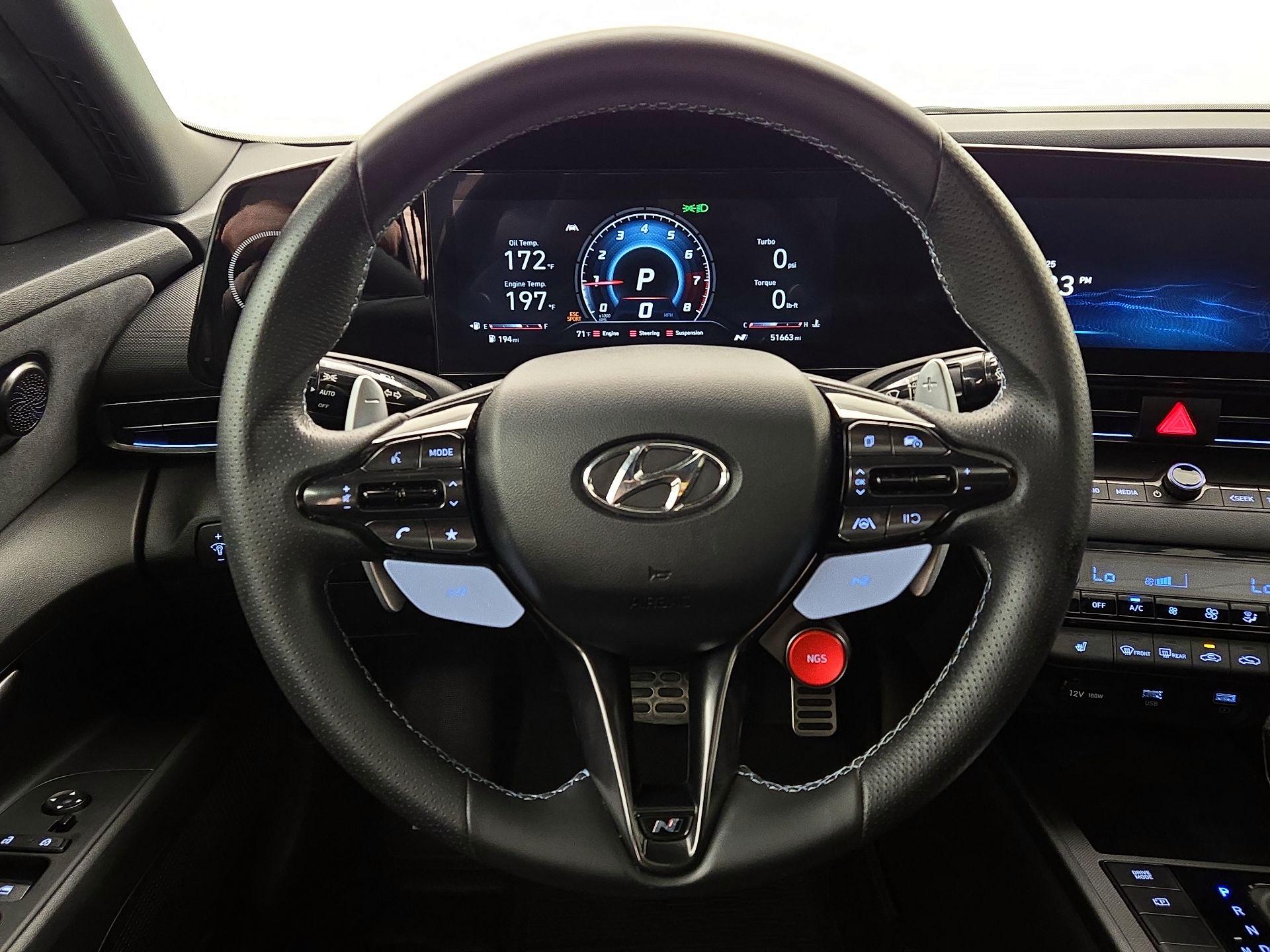 Thumbnail: 2023 Hyundai Elantra - 10