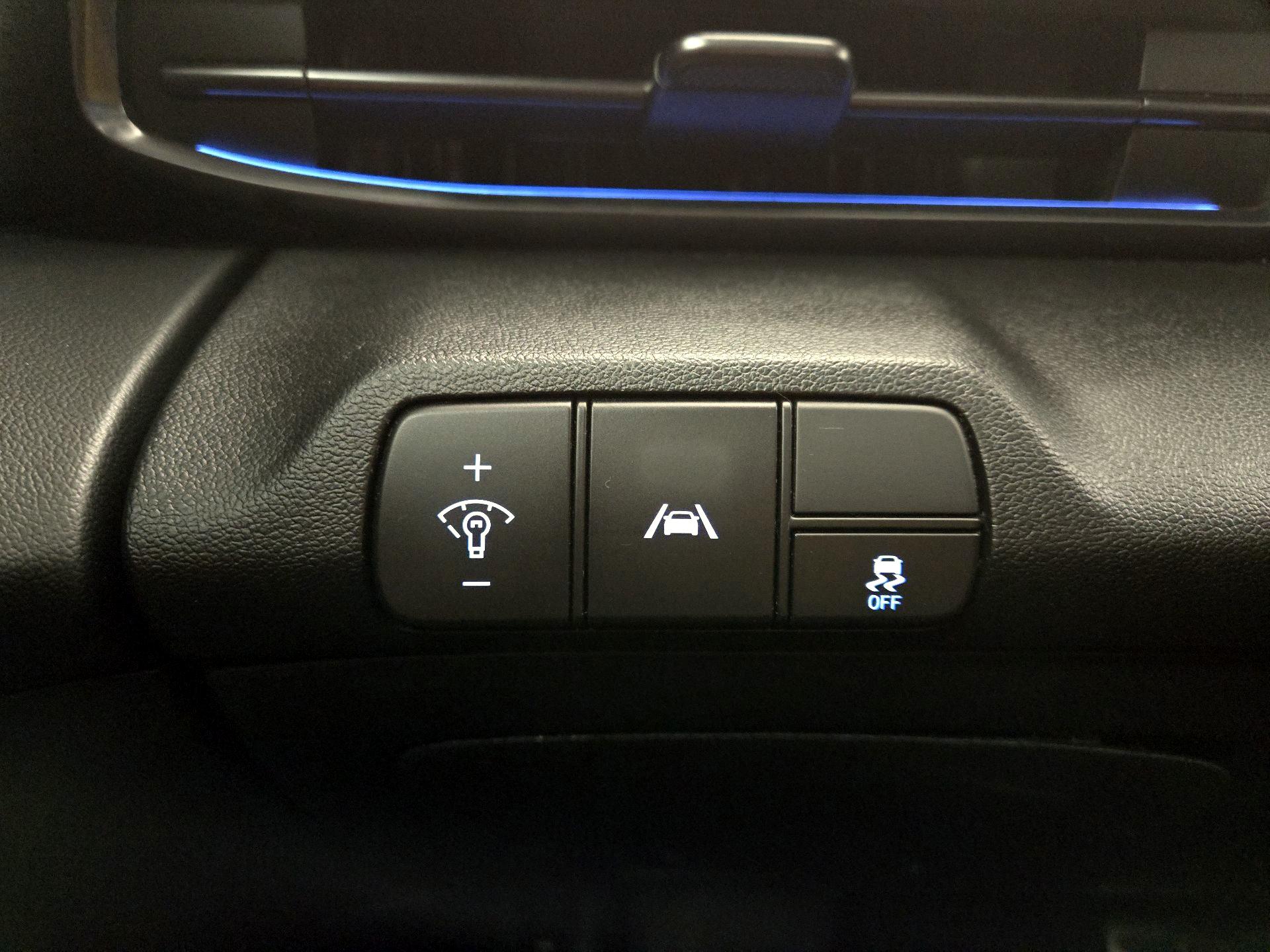 Thumbnail: 2023 Hyundai Elantra - 13
