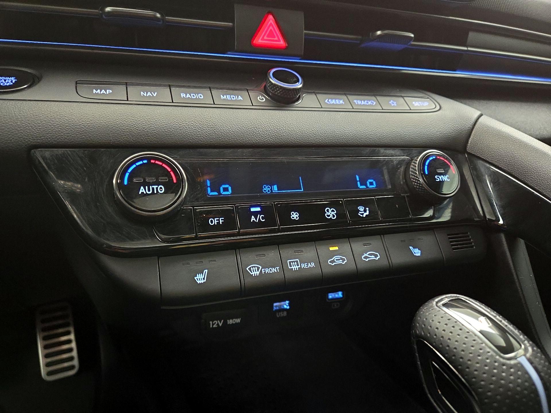Thumbnail: 2023 Hyundai Elantra - 17
