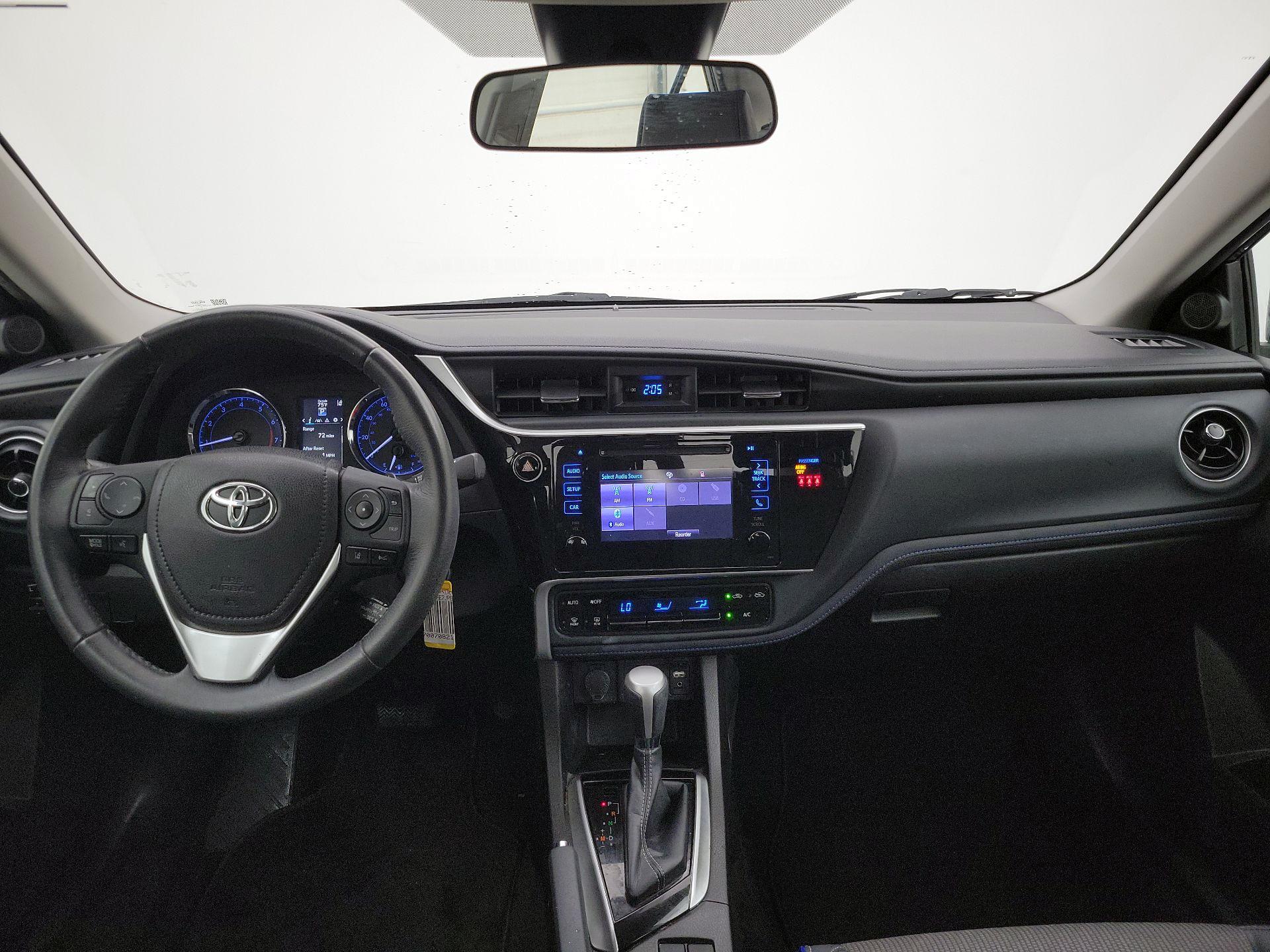 Thumbnail: 2018 Toyota Corolla - 9