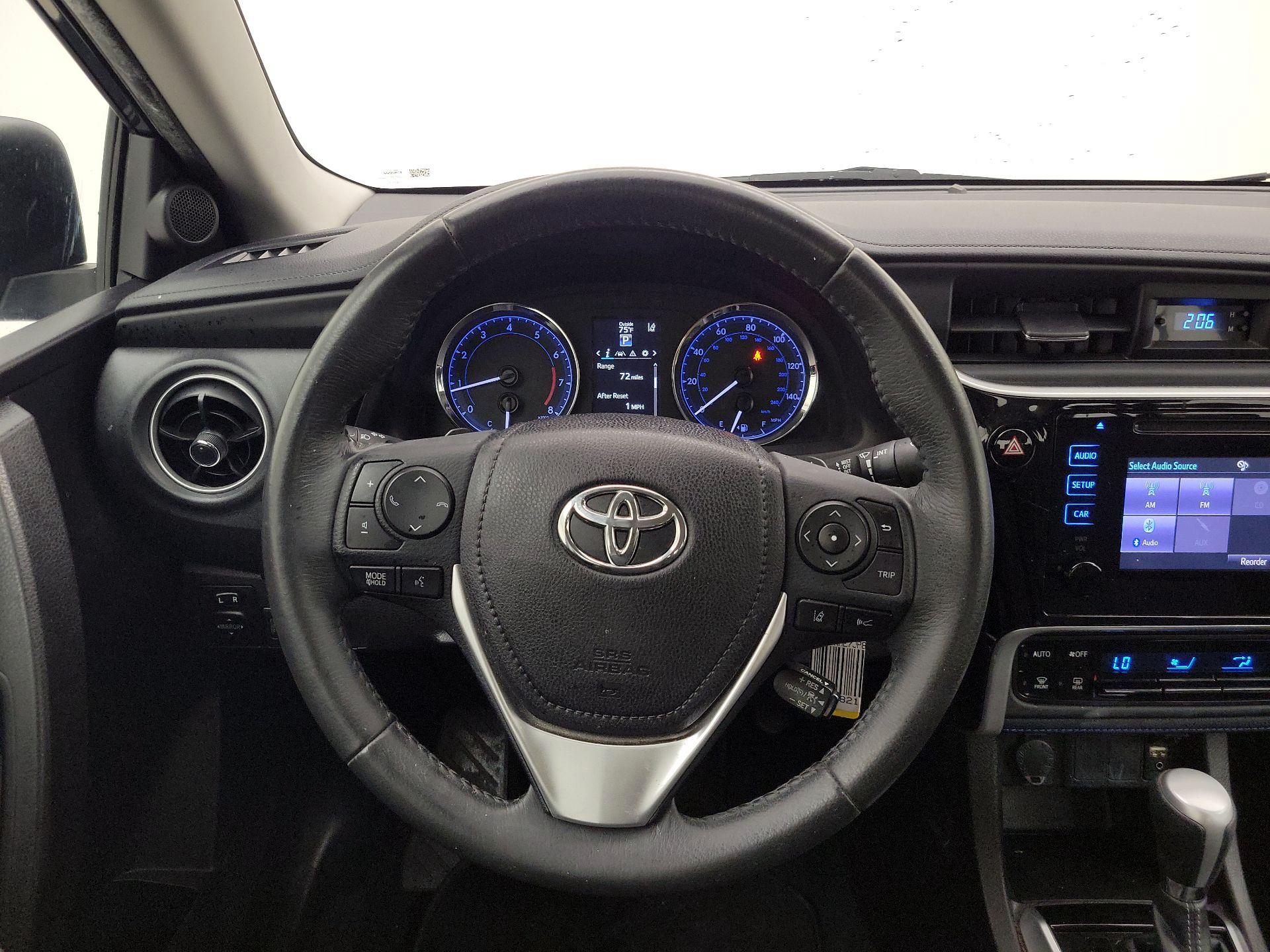 Thumbnail: 2018 Toyota Corolla - 10