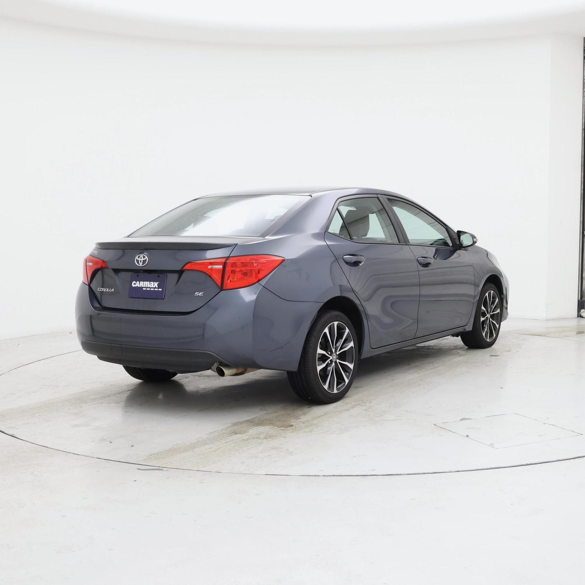 Thumbnail: 2018 Toyota Corolla - 8