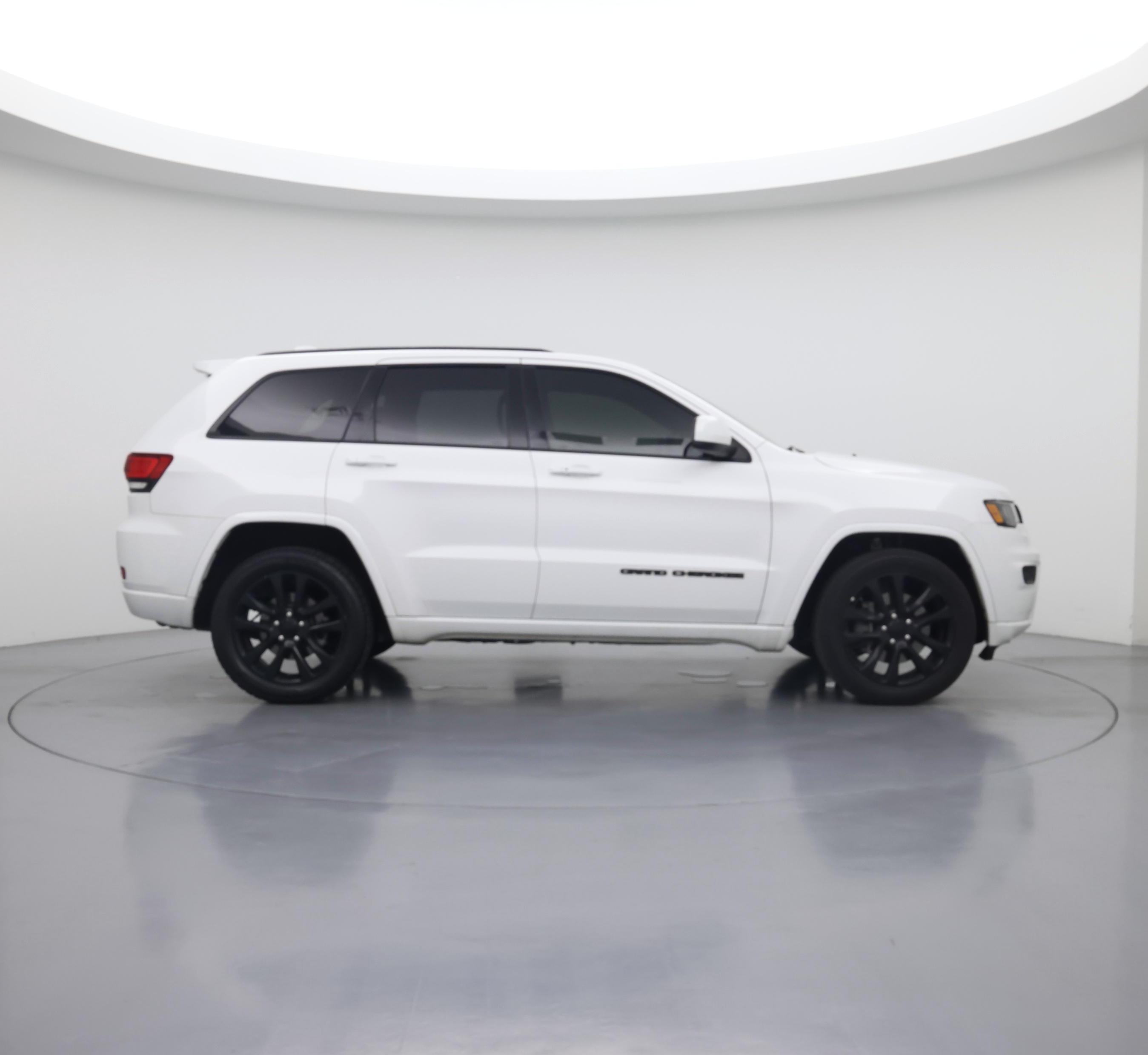 Thumbnail: 2021 Jeep Grand Cherokee - 7