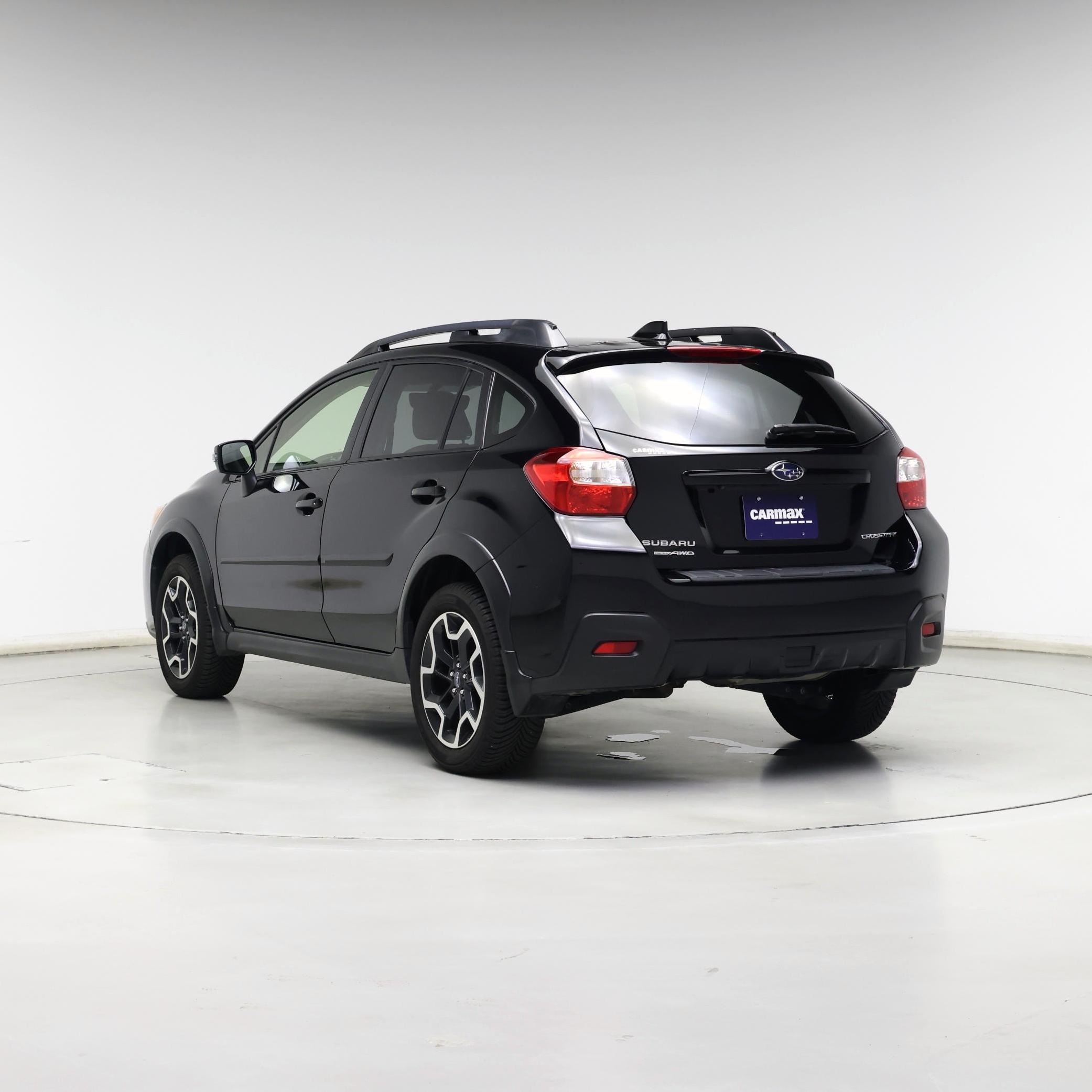 Thumbnail: 2017 Subaru Crosstrek - 2