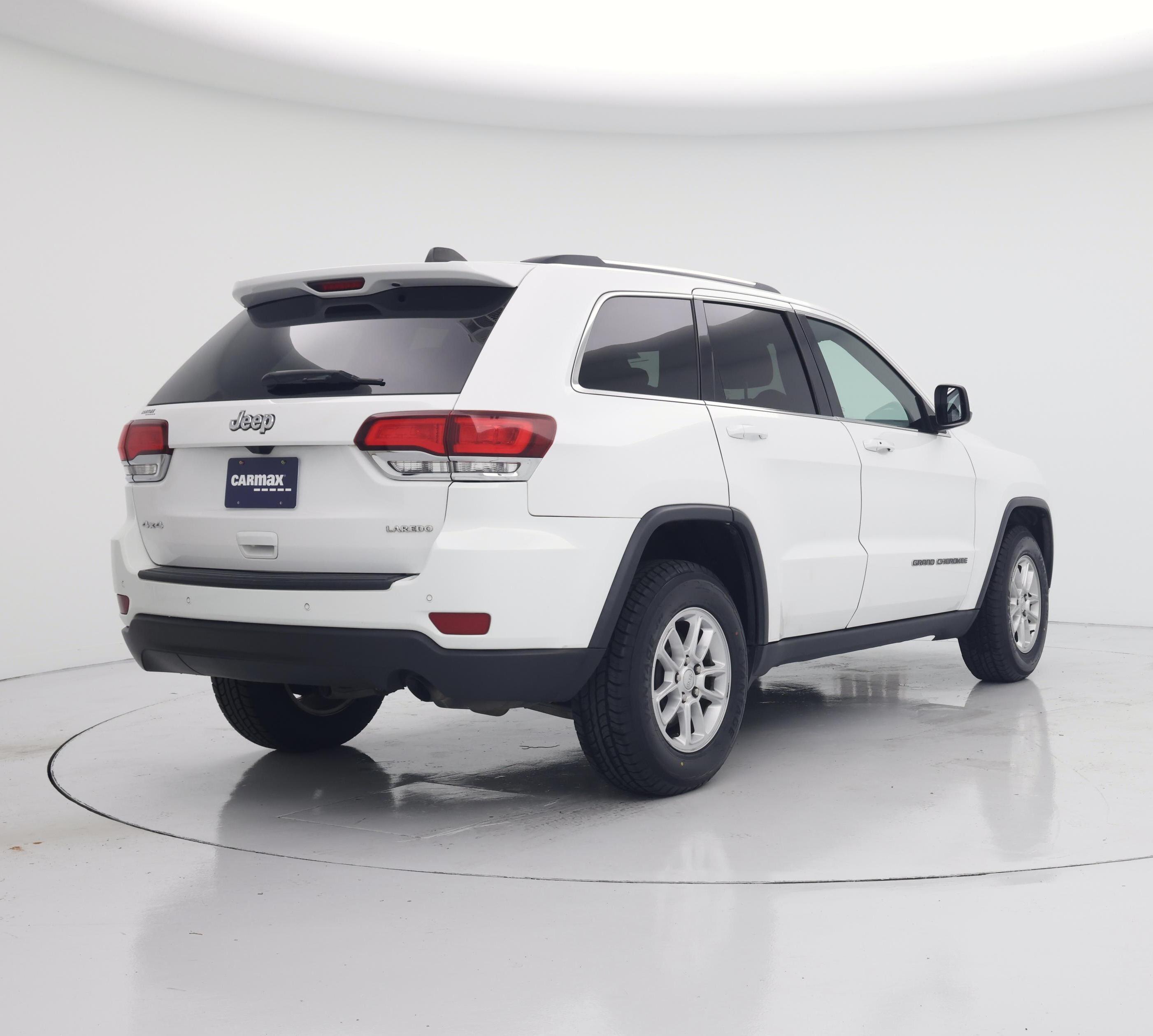 Thumbnail: 2020 Jeep Grand Cherokee - 8