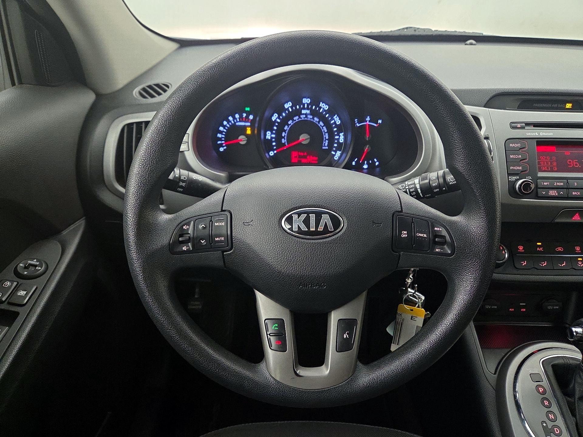Thumbnail: 2016 Kia Sportage - 10