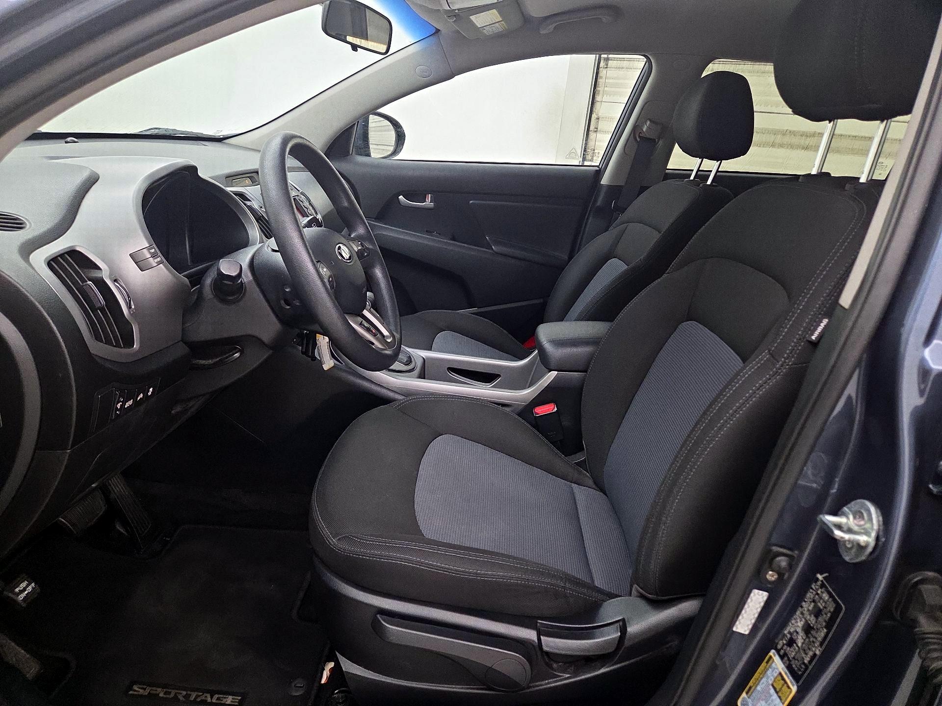 Thumbnail: 2016 Kia Sportage - 11