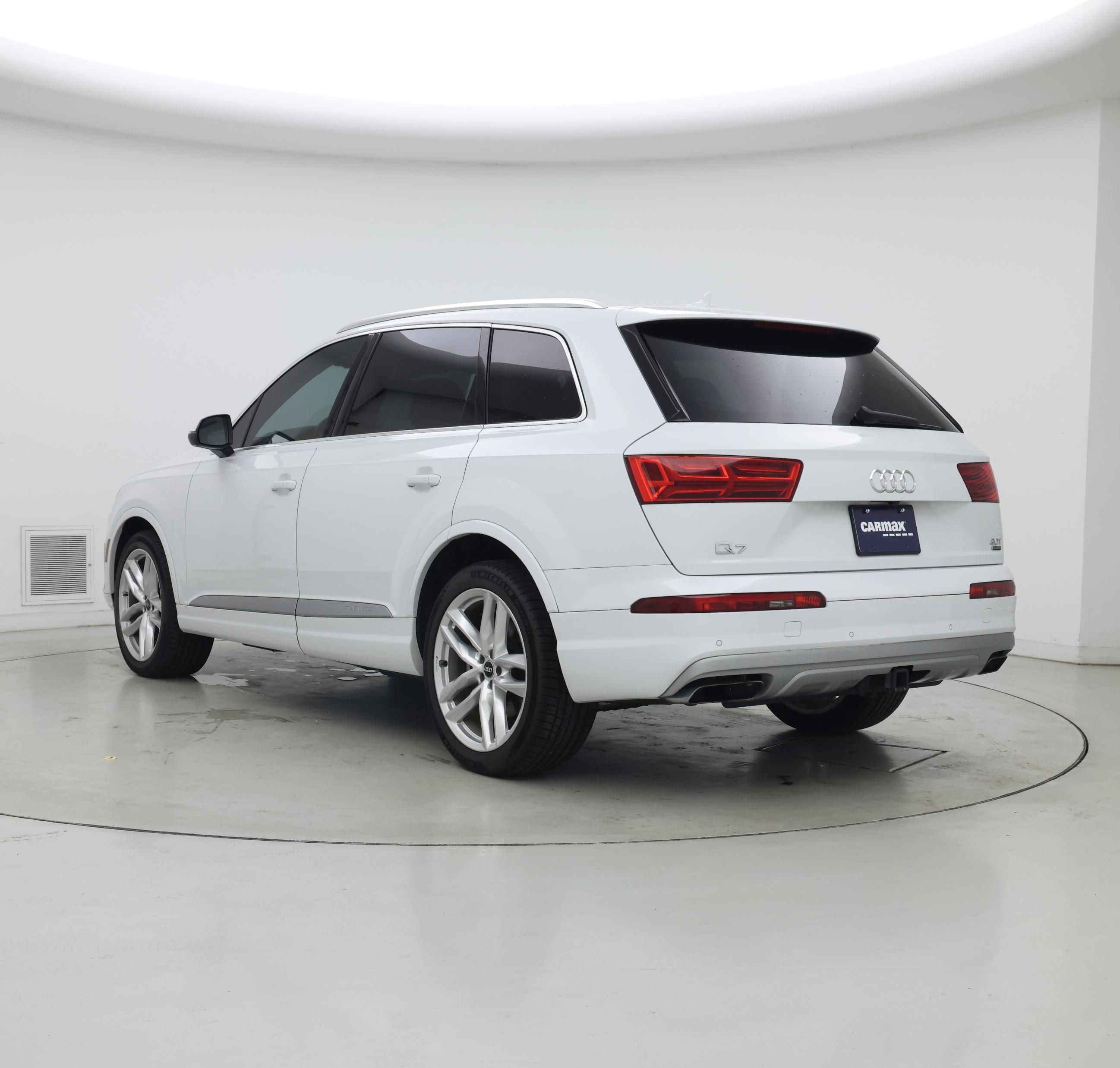 Thumbnail: 2018 Audi Q7 - 2