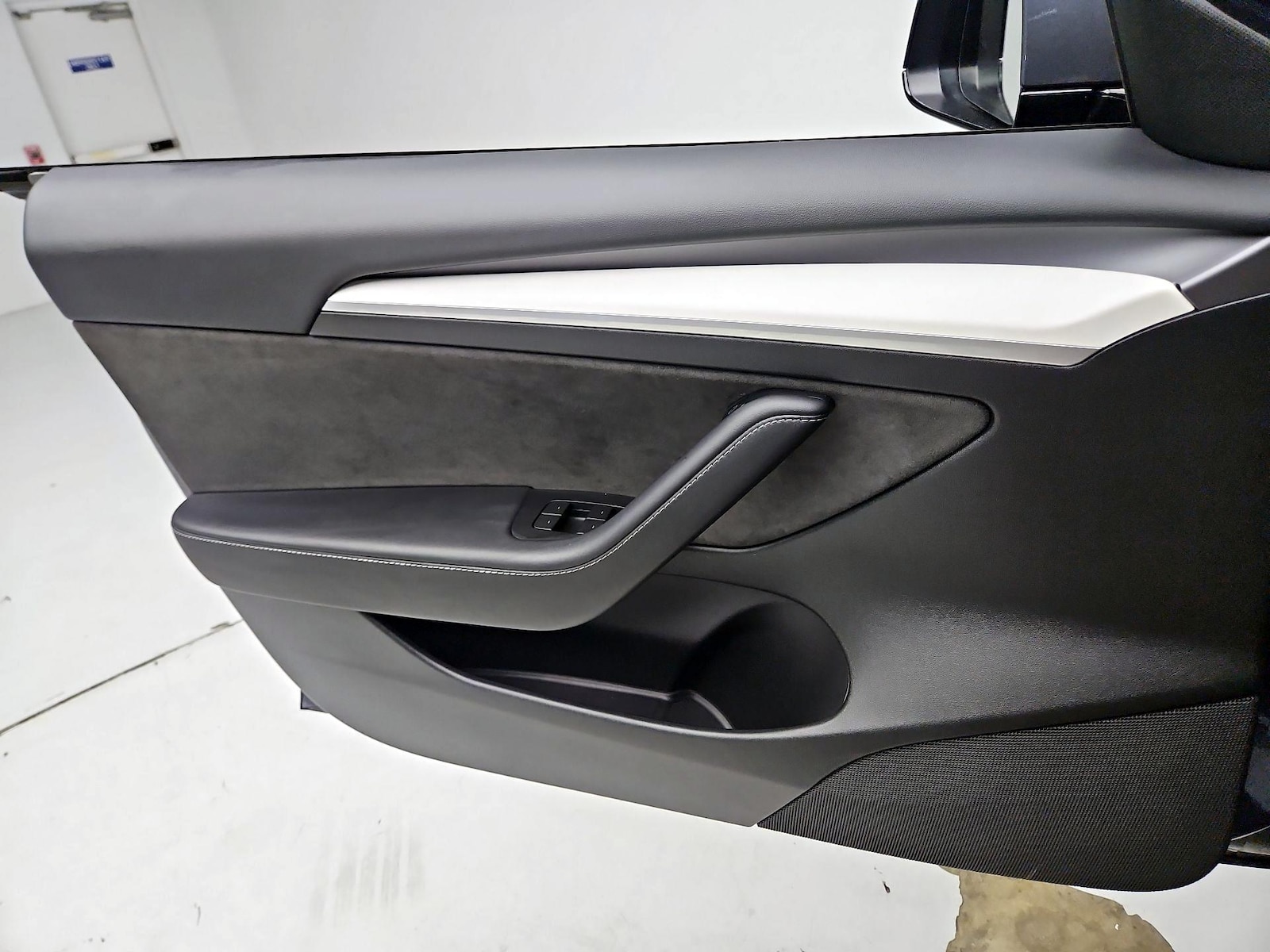 2023 Tesla Model 3 Performance - Photo 13