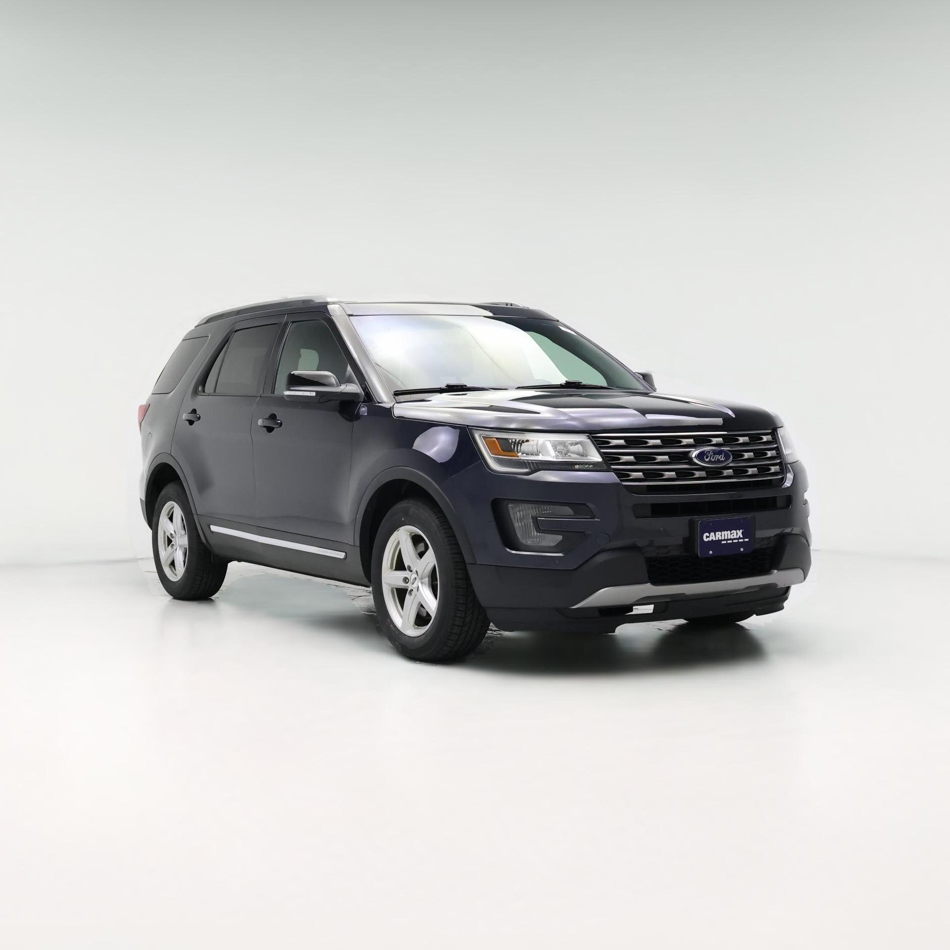 Thumbnail: 2017 Ford Explorer - 1