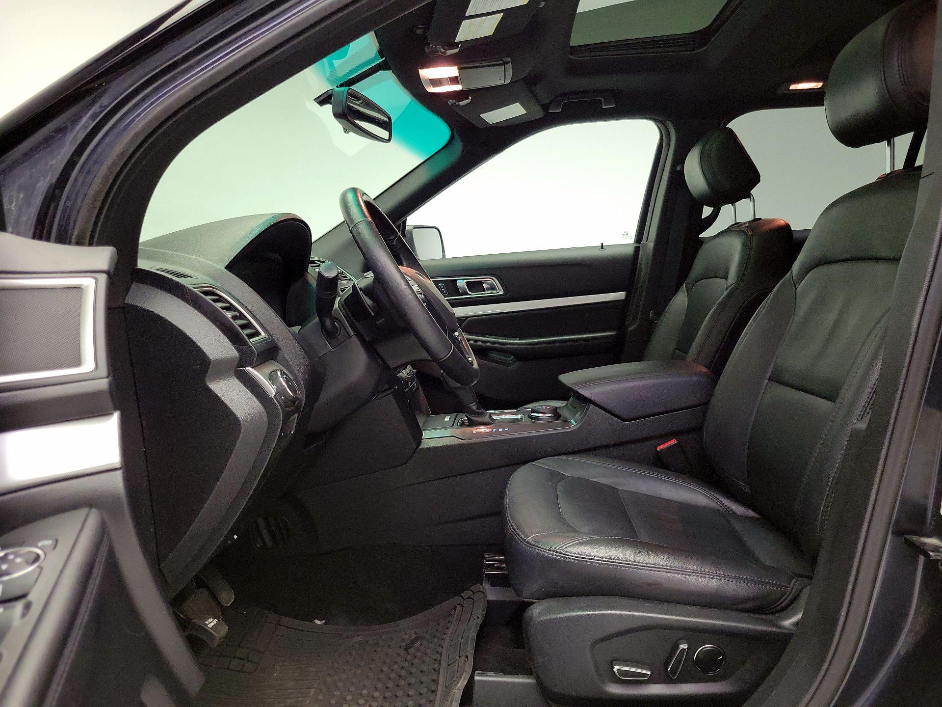 Thumbnail: 2017 Ford Explorer - 11