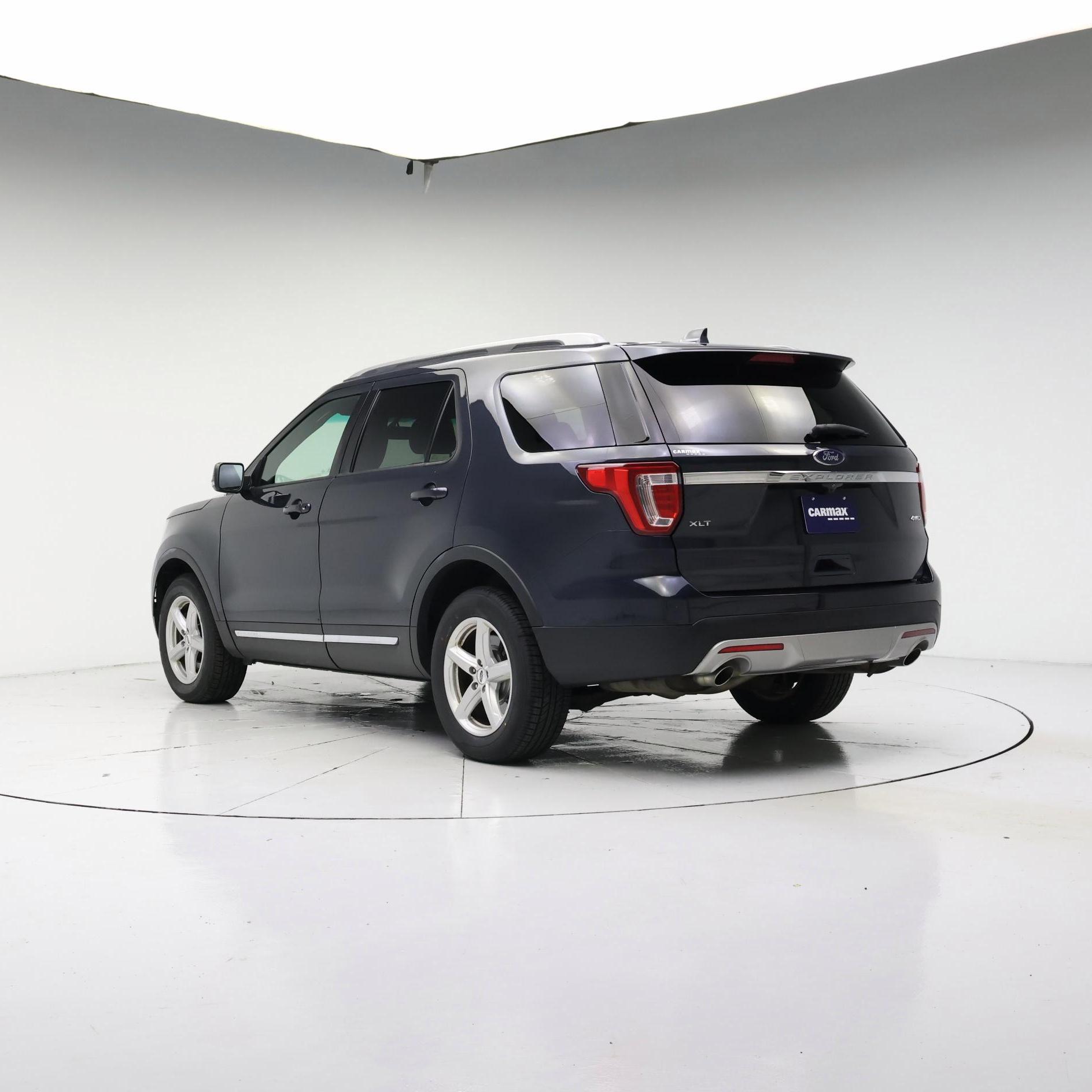 Thumbnail: 2017 Ford Explorer - 2