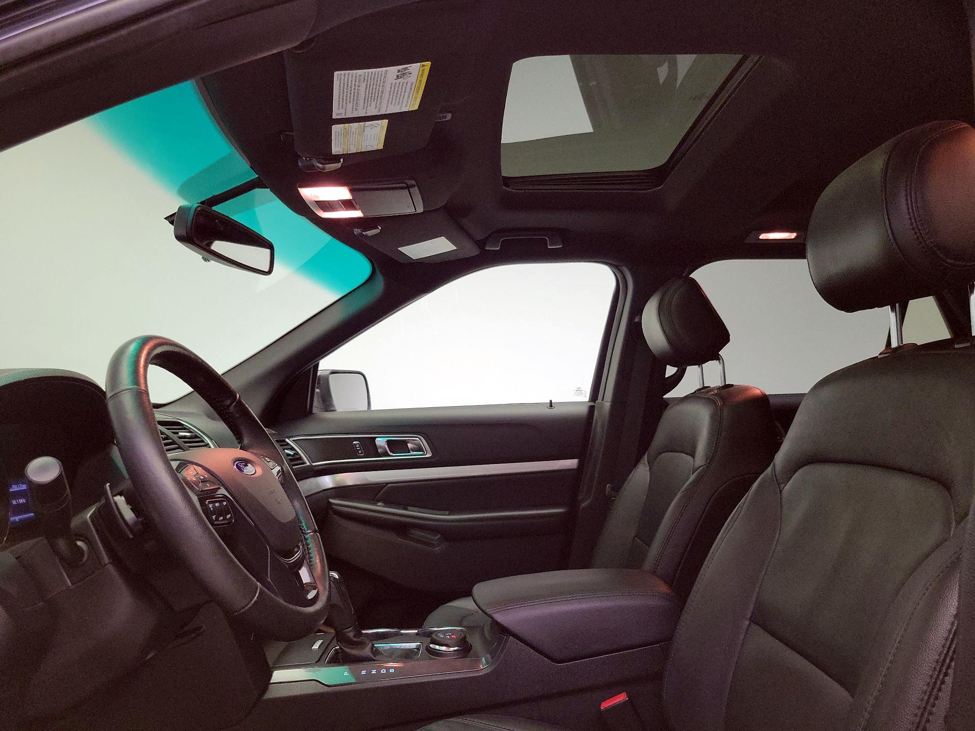Thumbnail: 2017 Ford Explorer - 20