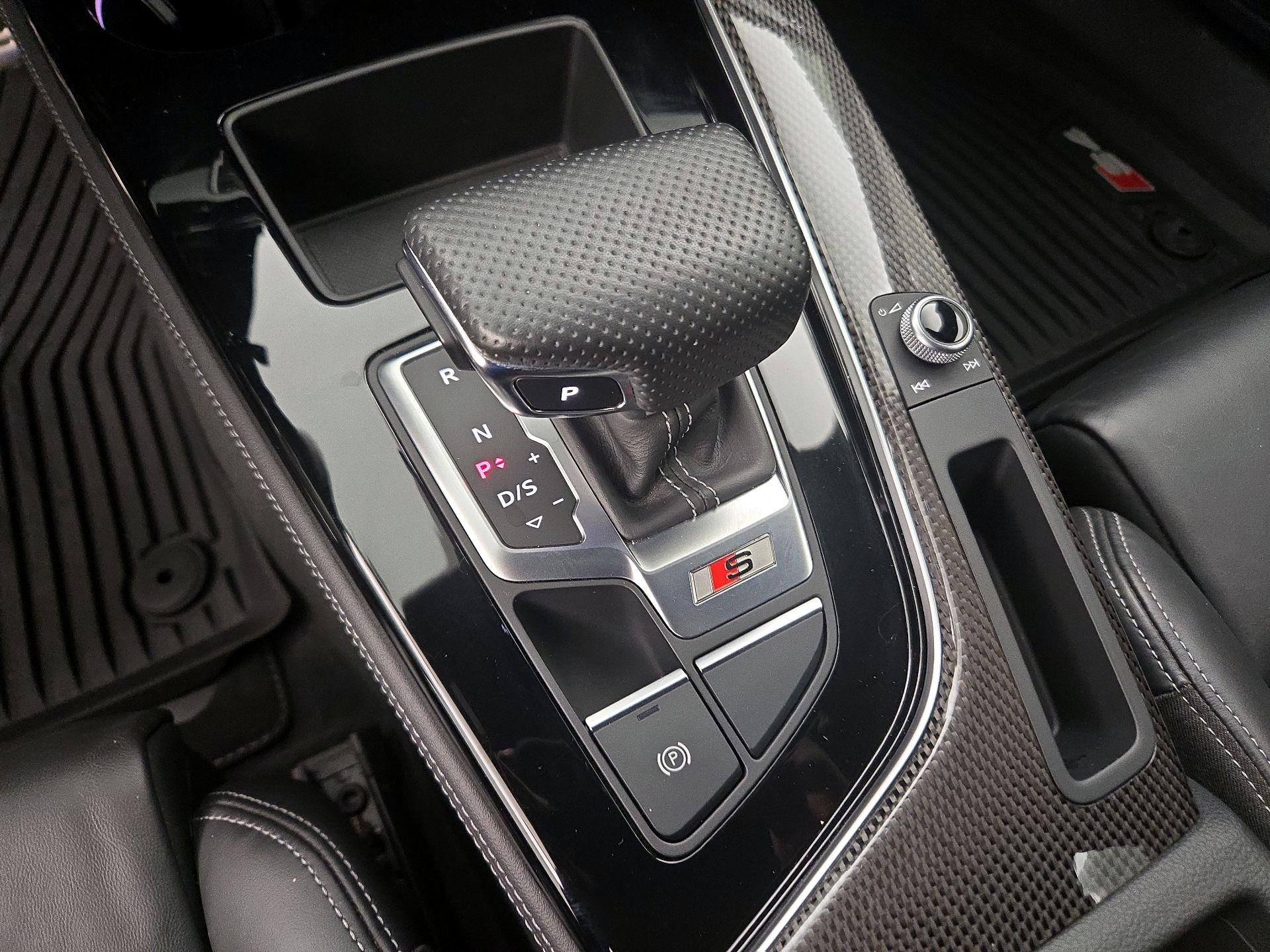 Thumbnail: 2021 Audi S4 - 18